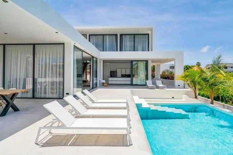 curaco house pool2.jpeg