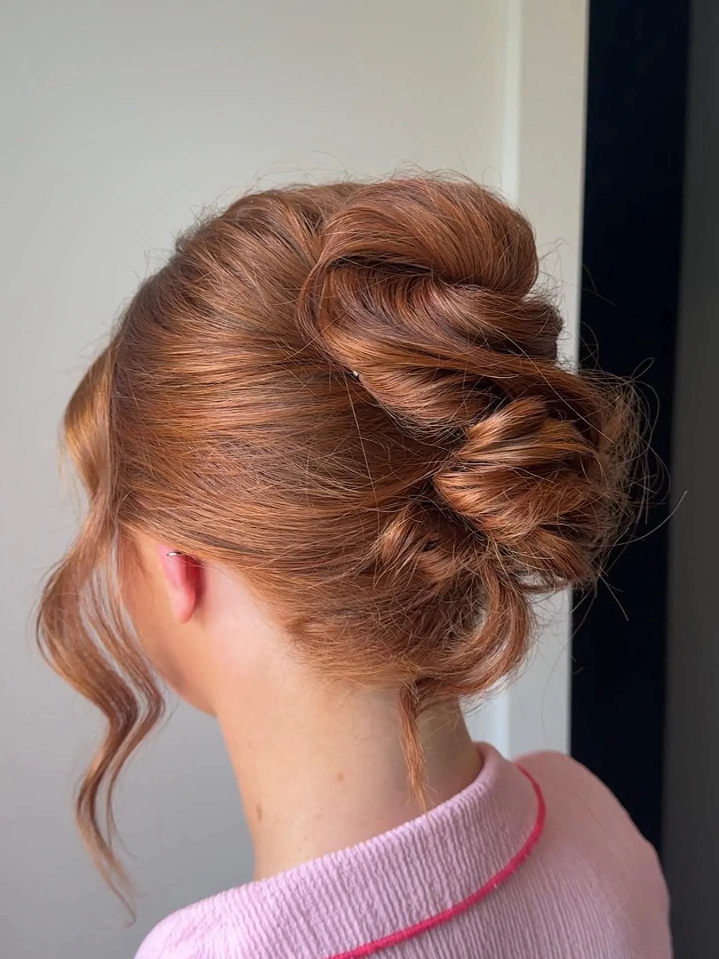 I wish my hair looked like this everyday 🎀

If you are looking for a hair stylist for your big day, or any day, please reach out to @hairartistrybykirri @hairartistrybridal - she is an absolute wizard and the kindest human ever 💕 

#bridalhair #202