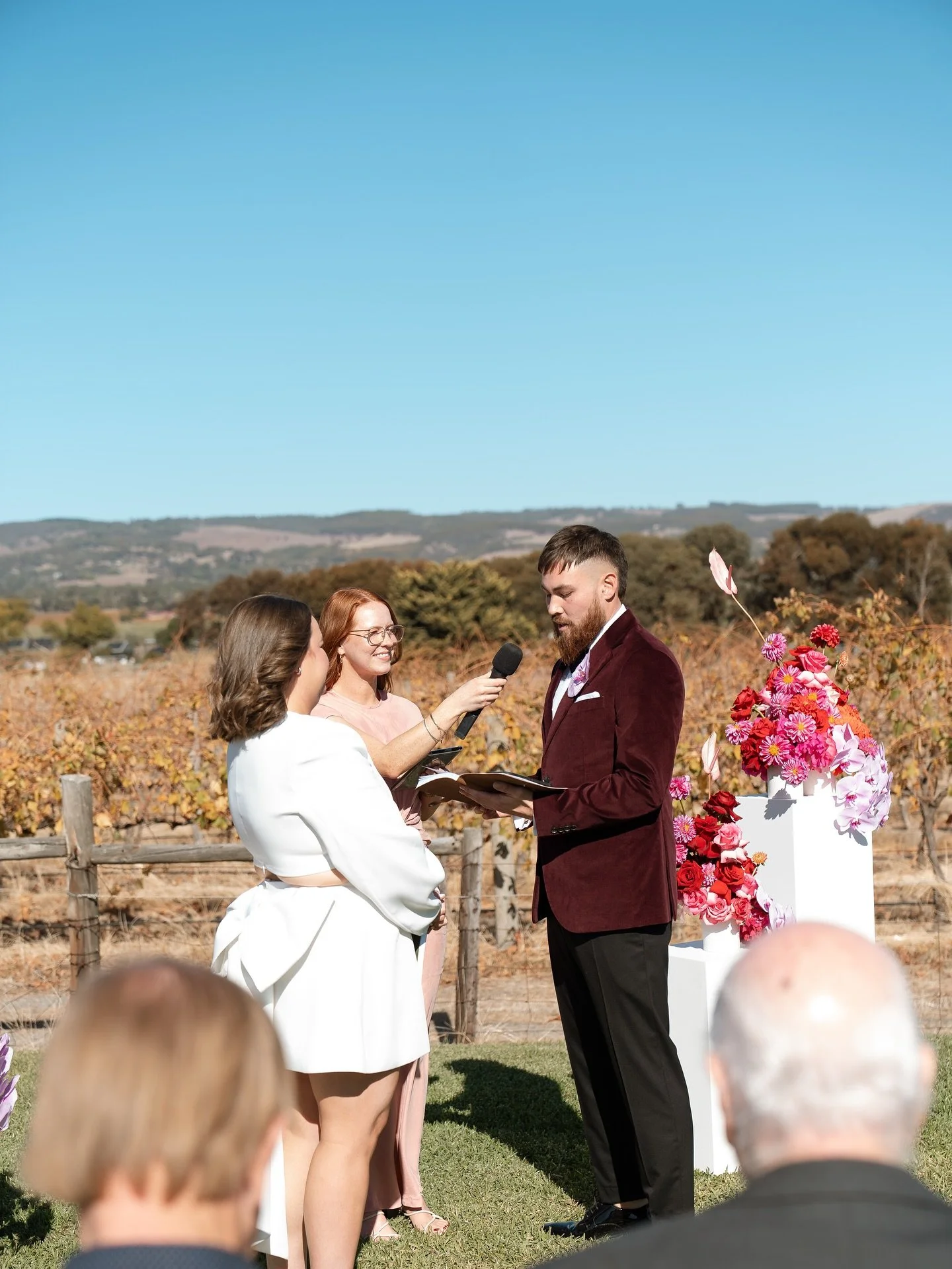 @foreverandaday_theknot + a sunny day is heavennnnn for a wedding! 

#australianwedding #australianelopement #marriagecelebrant #weddingcelebrant