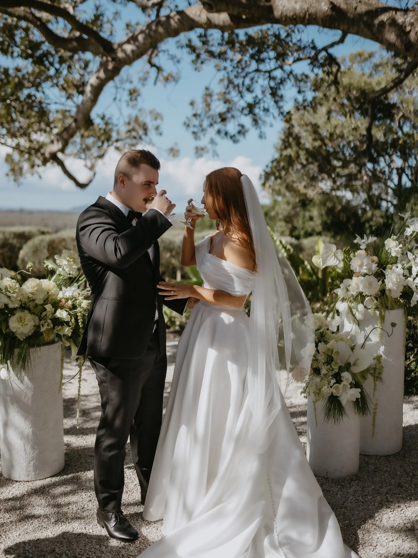 Thank you 2025 - the year we got married, moved intestate, and said yes to everything. Cheers 🥂

@__elope__ 
@figtreerestaurant 
@wonder___love 
@brendan_back 
@yellowbullweddings 
@sociallywed.au 
@theweddingshed 
@nikau.flora 
@alexoustonbeauty 
@