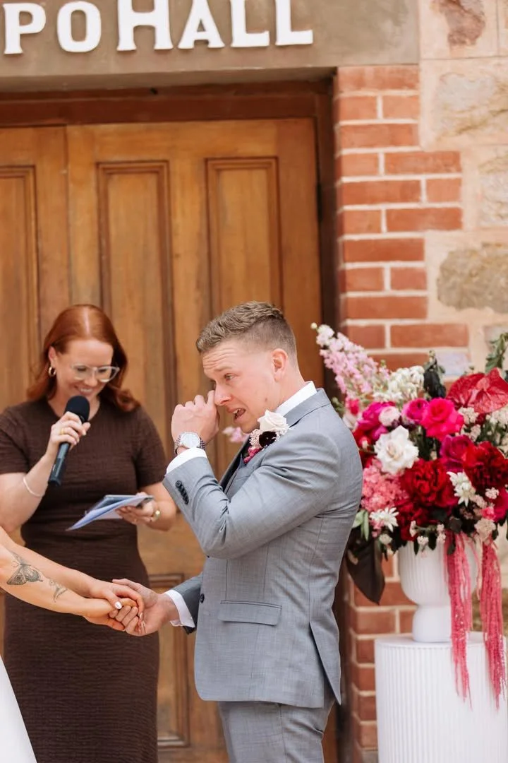These moments are priceless 🥹

#brisbaneweddingcelebrant #goldcoastweddingcelebrant