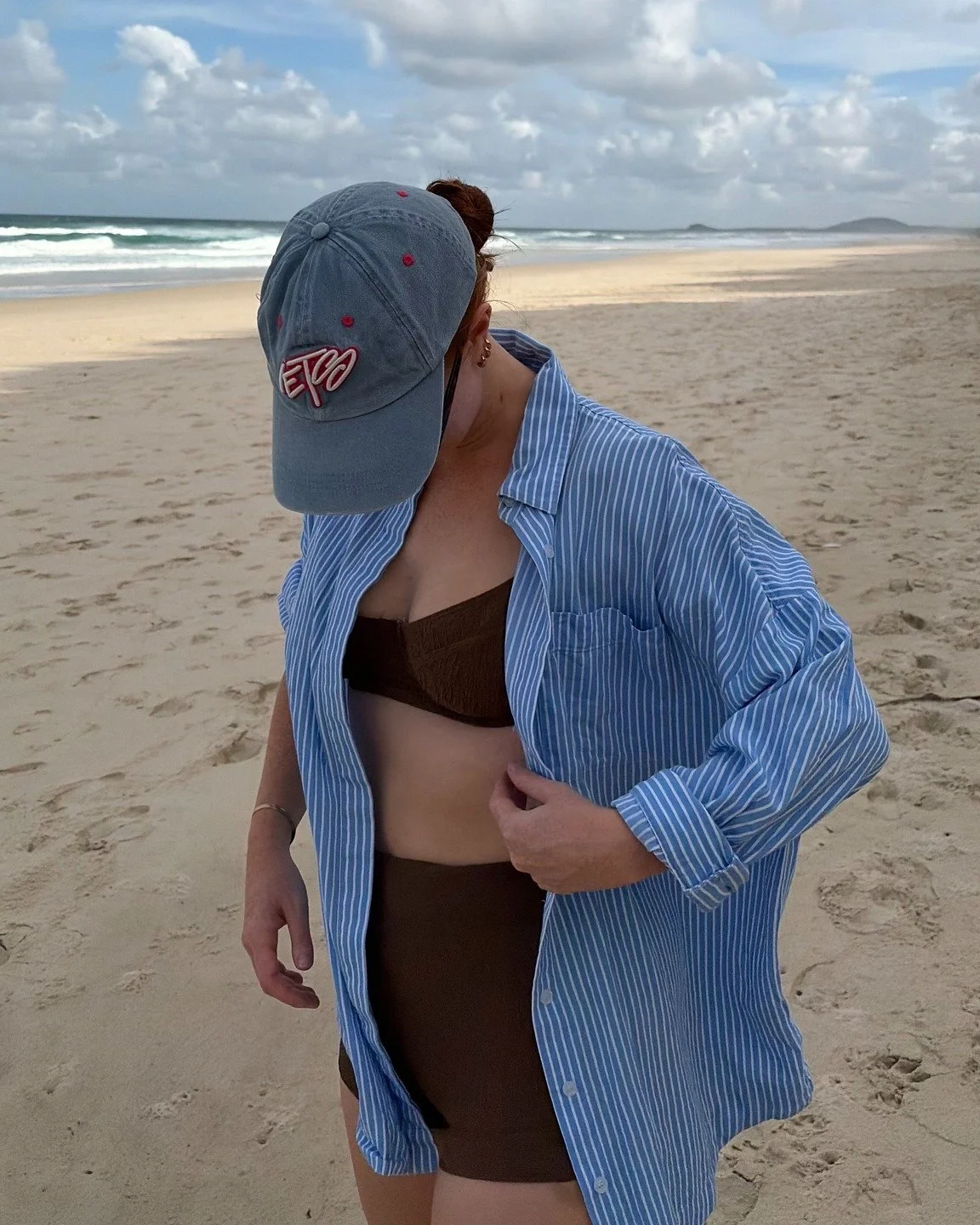 Turns out moving to the Gold Coast has a side effect nobody warned me about: I now own six sunscreens and have opinions about them. Between ceremonies I'm down at the beach as often as I can manage. Fully converted, not going back. 🌊