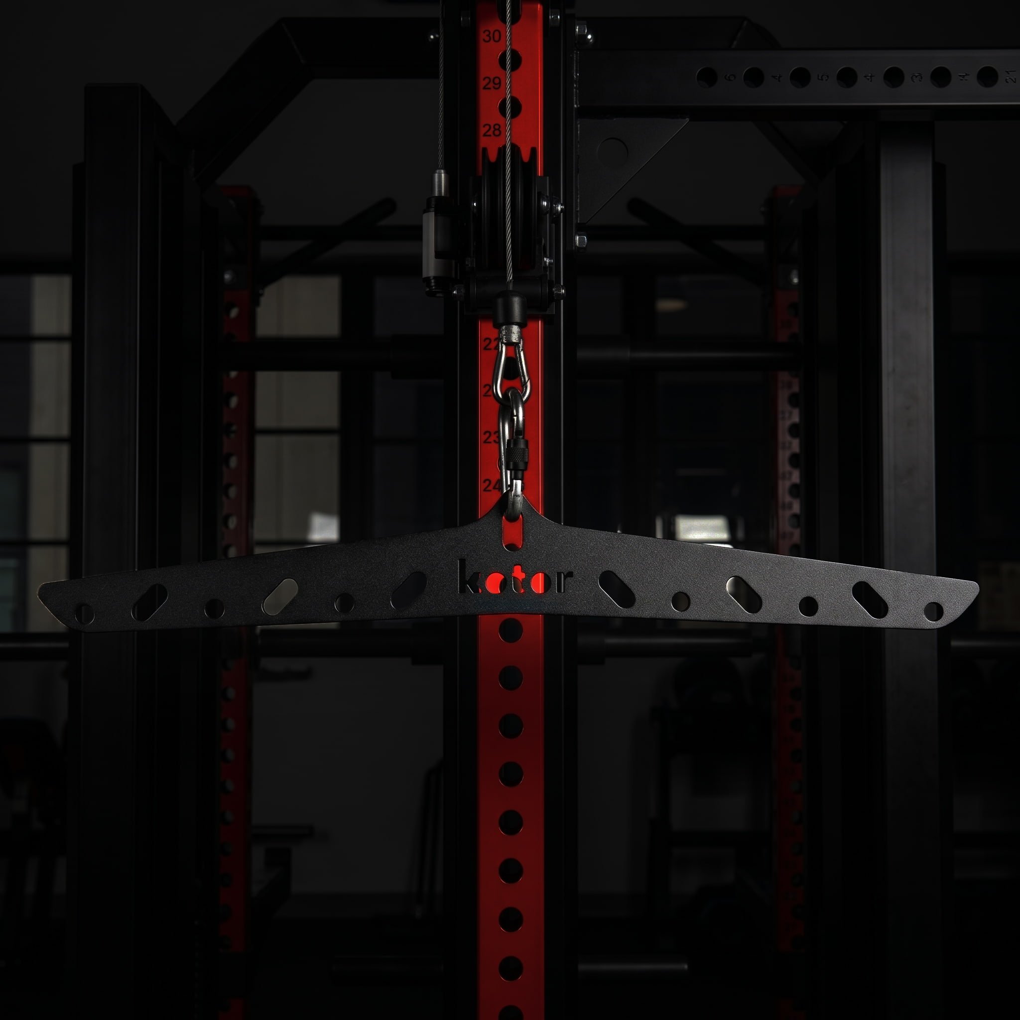 barra multi foro per lat machine.jpg
