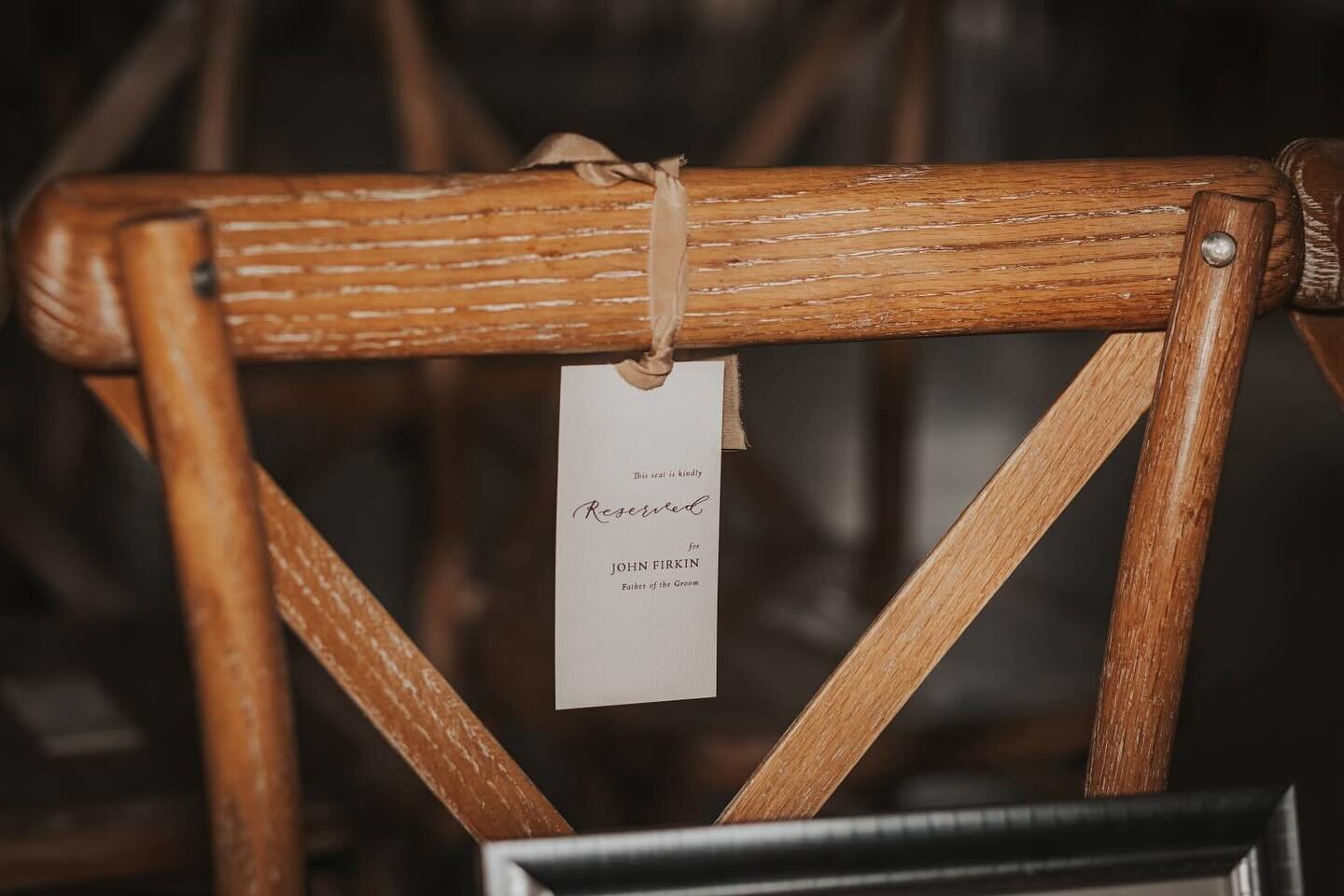 Ceremony reserved tags with silk ribbon for Charlotte ✨ 

Photograph by @love_and_bloom_ 

#reservedtags #weddingreservedseating #reservedseating #reservedsign #reservedsigns #ceremonysign #ceremonysigns #weddingceremonysign #weddingceremonydecor #we
