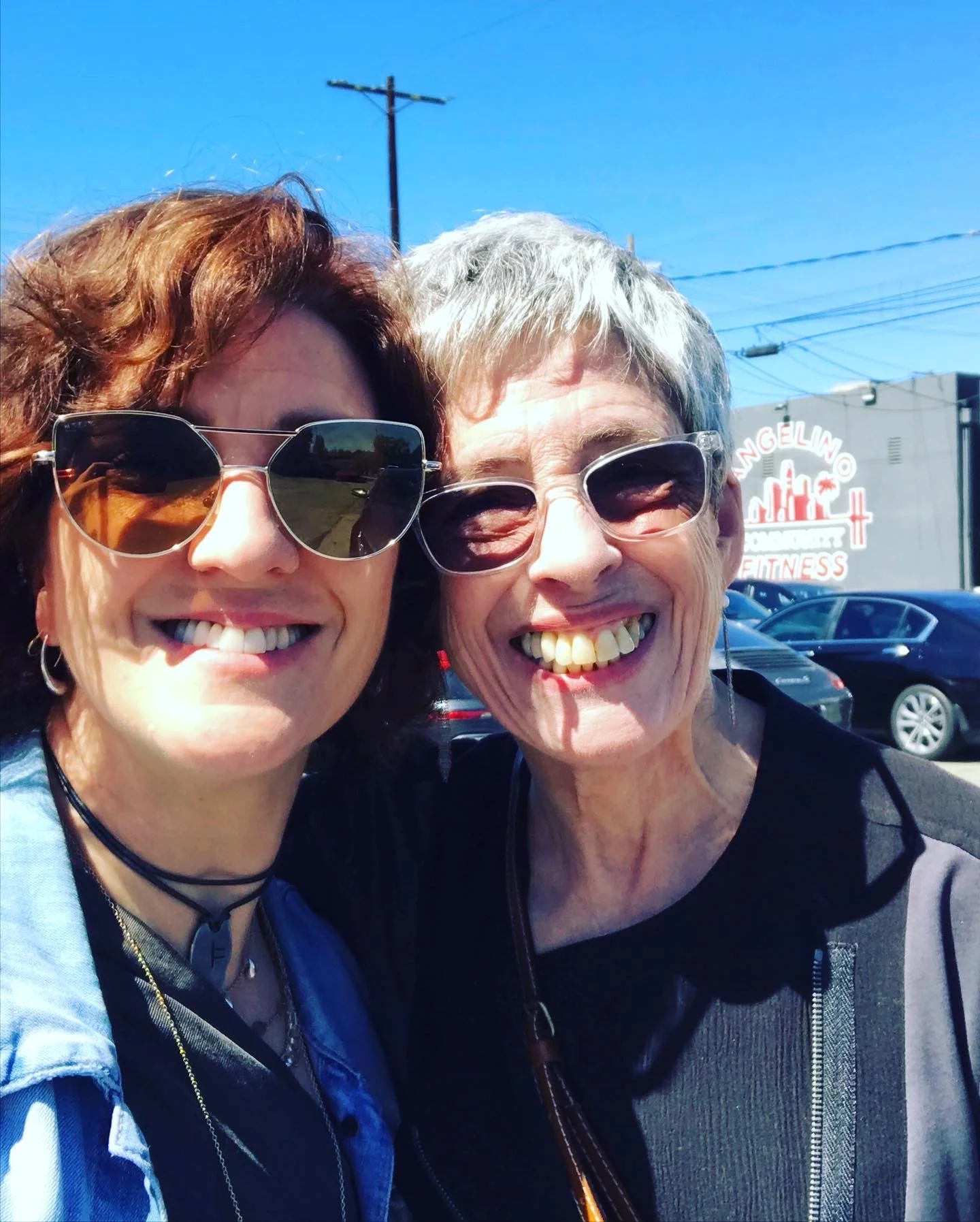 “Libby Lavella is one of the best vocal coaches in CA. She is perceptive, knowledgeable and supportive. She’s also an incredible musician/singer/songwriter in her own right which adds to her ability to understand the artists she works with.” LIS LEWI