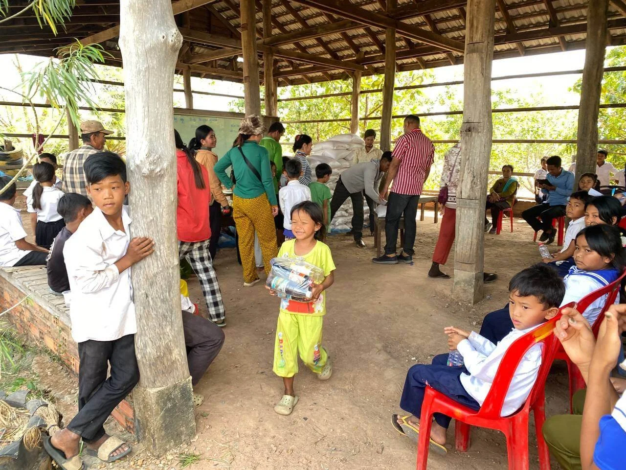 supporting-Cambodia-Australian-charity-food-aid-oddar-meanchey-4.jpeg