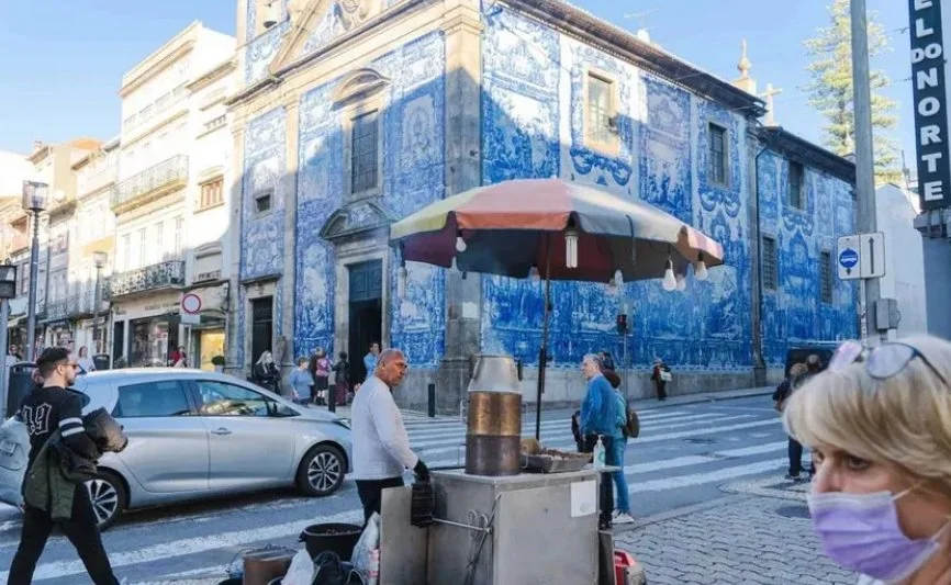 portugal reference, blue chapel