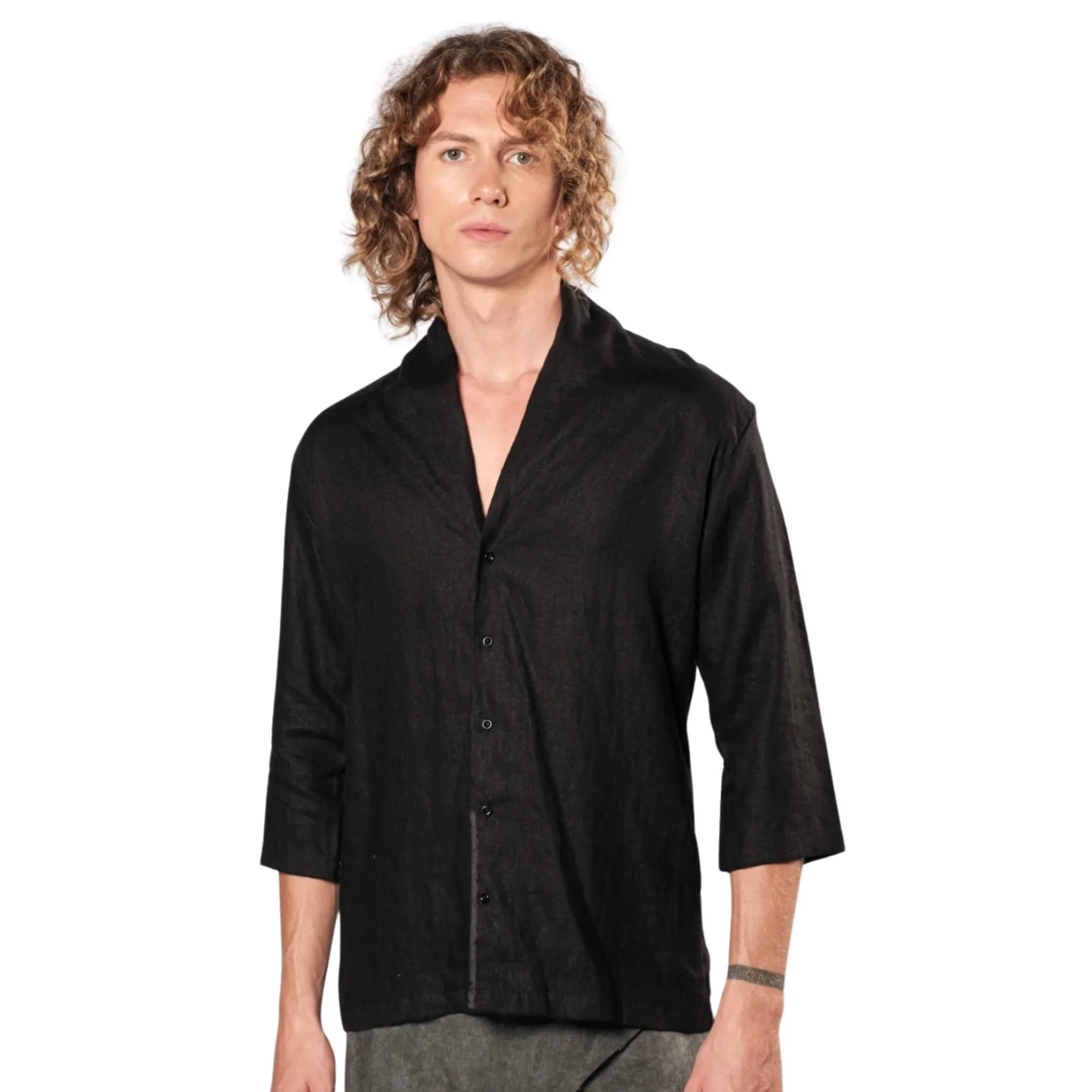 SAKURA LINEN SHIRT (BLACK).jpg