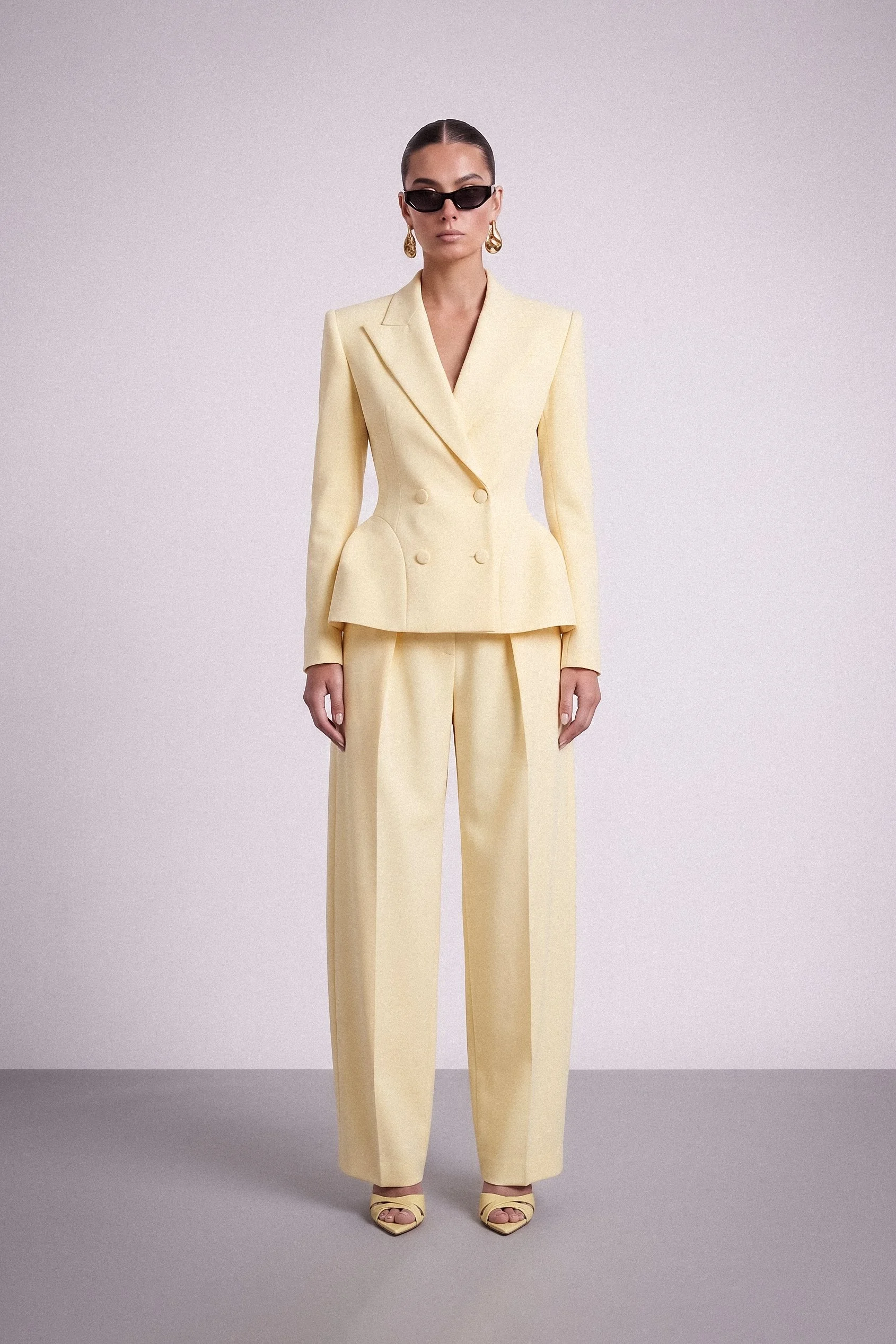 LOOK 02.jpg