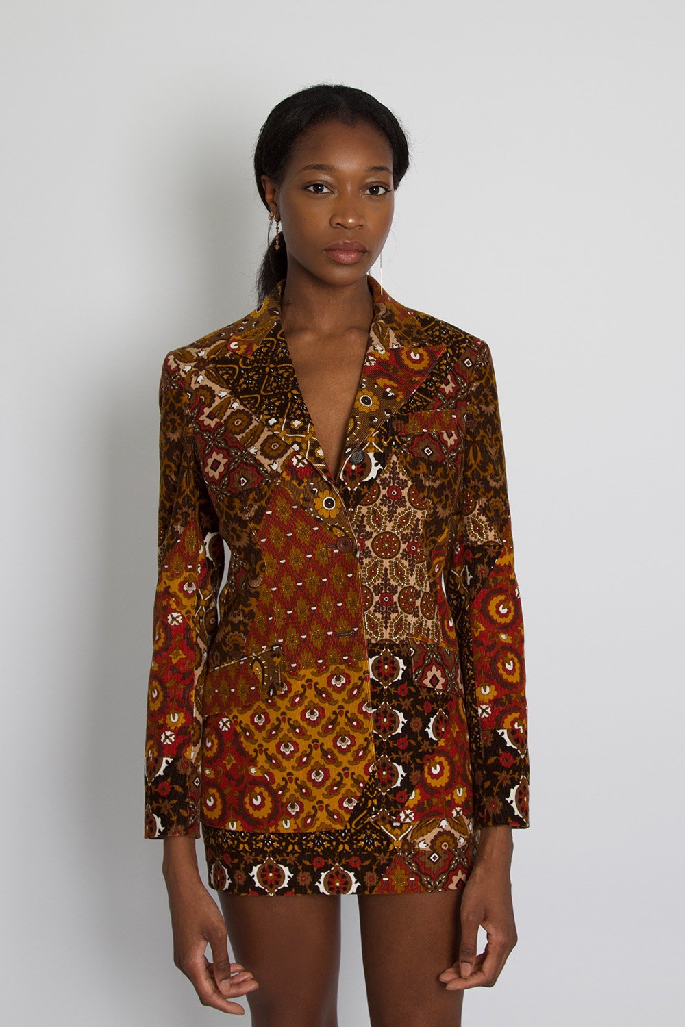 ARCHIVE_SIX_DOLCE_GABBANA_SUIT_PAISLEY00002.jpg