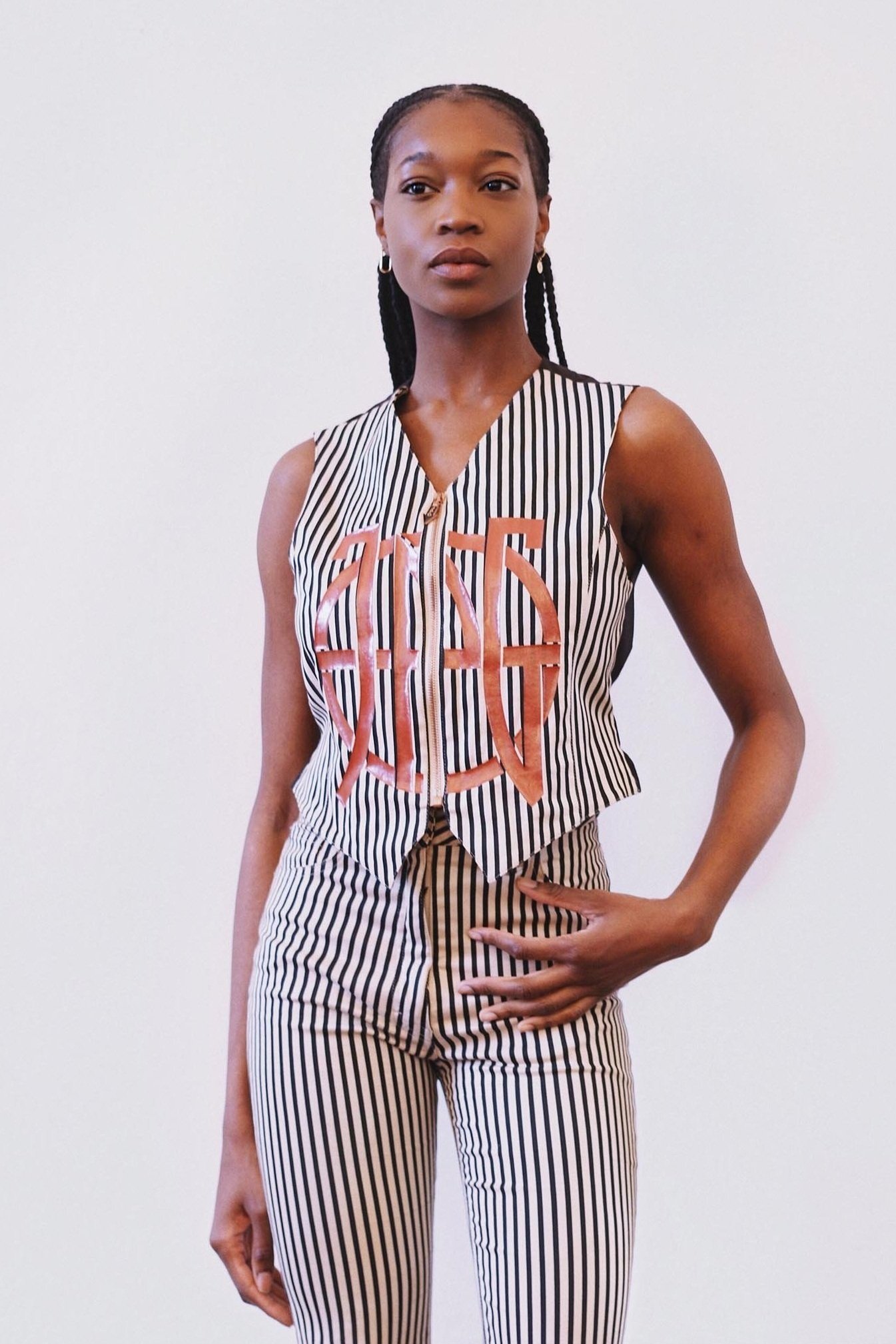 JEAN%2BPAUL%2BGAULTIER%2BSTRIPE%2BSET_%2BPACK_model_shot_00001.jpg