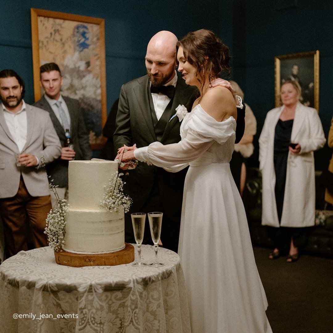 ✔️ You&rsquo;ve booked the venue.

✔️ You&rsquo;ve found the photographer.

Now it&rsquo;s time to make sure your wedding actually feels effortless.

Whether you&rsquo;re looking for partial planning or seamless wedding day coordination, our 2027 dia