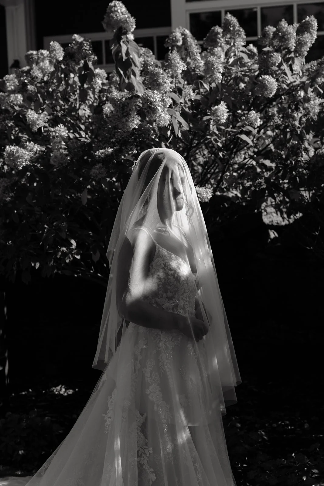 NEW YORK WEDDING & COUPLES PHOTOGRAPHER
CAPTURING THE MOMENTS THAT MATTER MOST
