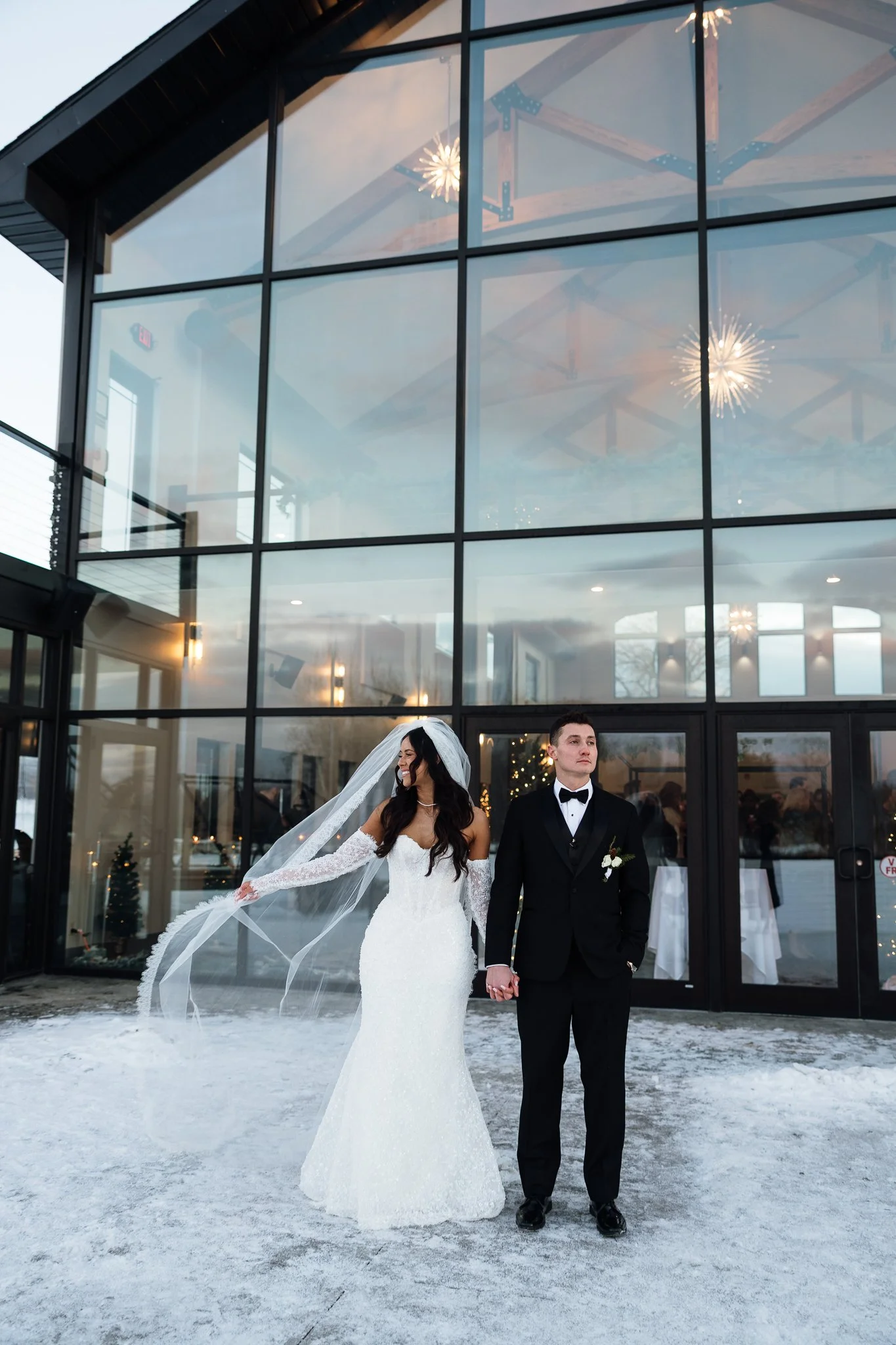 hanmariephoto_winterweddingrochester-2.jpg
