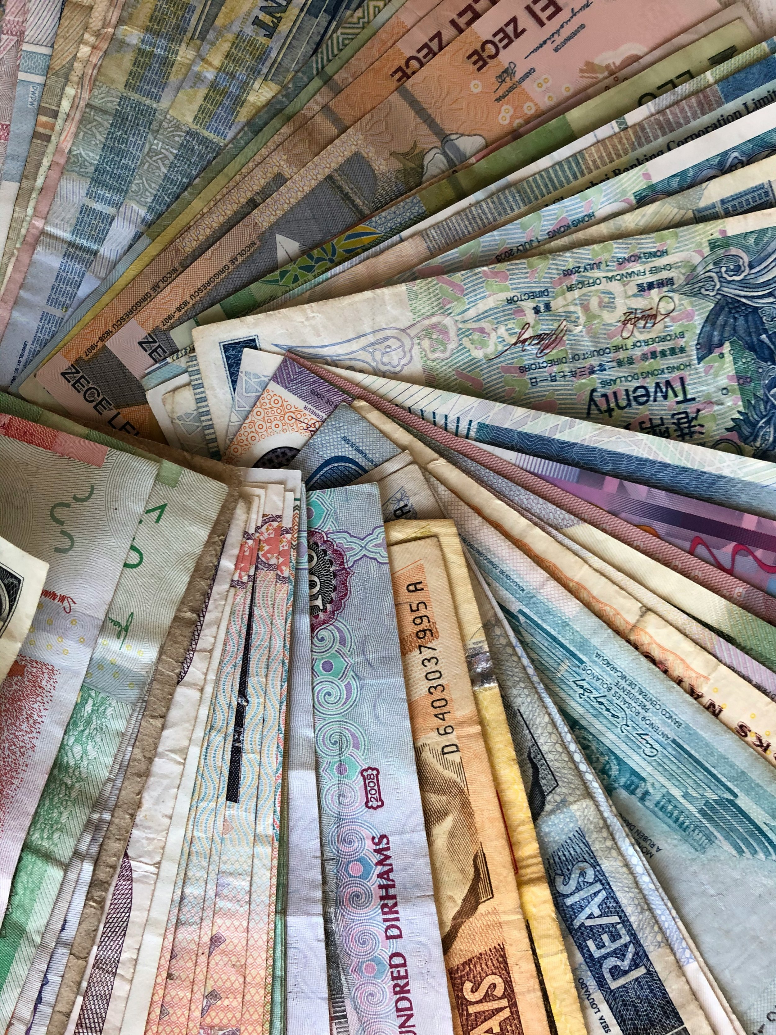 How to Manage Your Money When You Move Abroad
