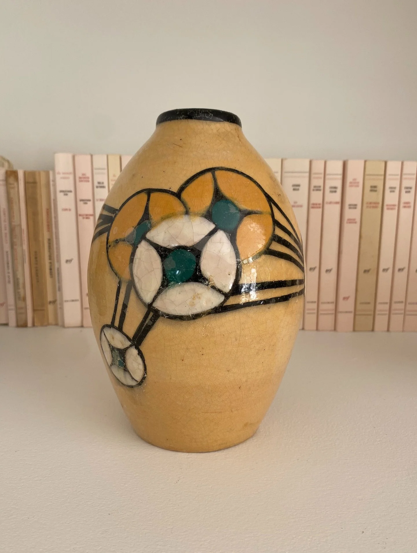 Vase L&eacute;on Brunard (1872-1931) &eacute;cole lyonnaise. For sale on the website. #antiquefrenchpottery #frenchantiques #frenchantiqueshop