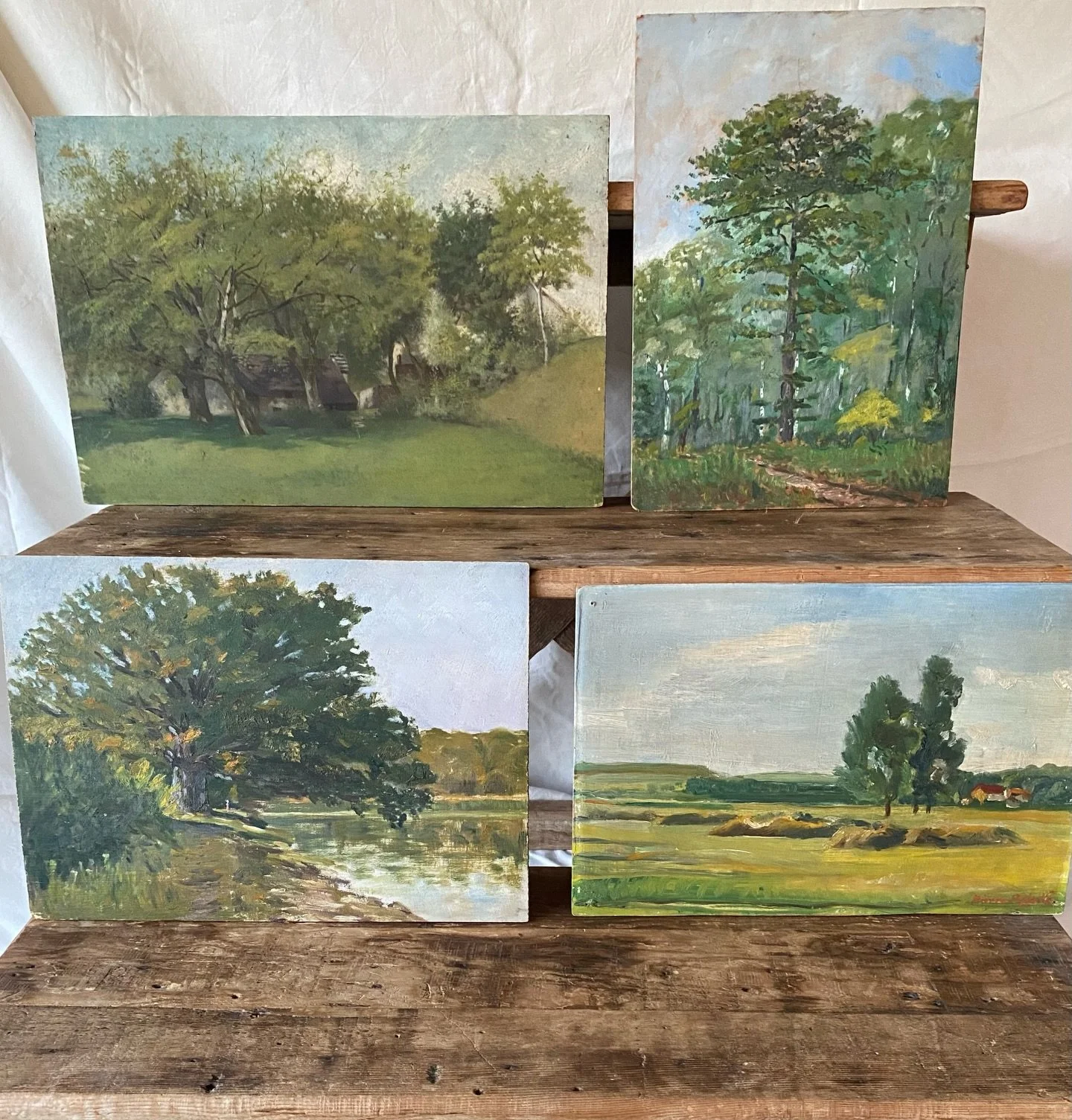 Envie de vert et de Printemps ? Longing for greenery and Spring ? #antiquepainting #vintagehomedecor #tableauxanciens #interiors