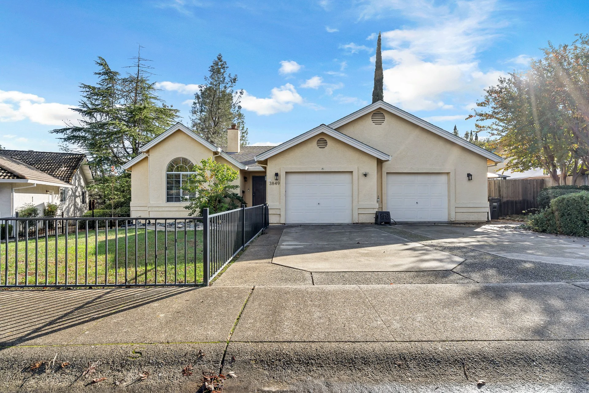 3849 Appalachian Way, Redding, CA 96001 