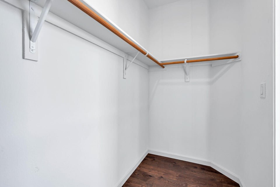 808 Butternut primary closet1.jpg