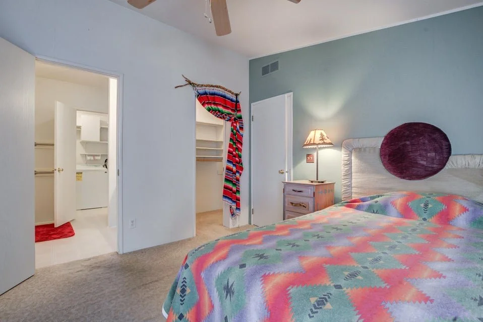 4552 Hickory primary bedroom1.jpg