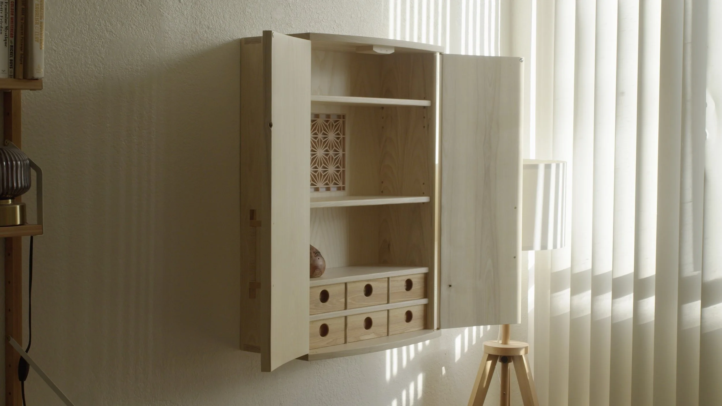 Bleached Ash Cabinet (Detail 2).jpg