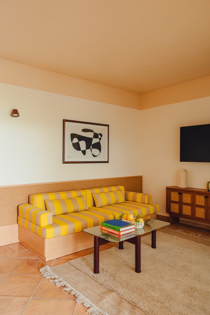 Aethos-Sardinia_Rooms_Pool-Suite_706_DSC8092-Edit-683x1024.jpeg