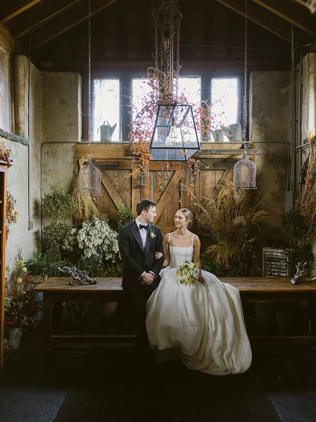 I may be biased, but I&rsquo;m pretty sure this is EXACTLY what fall wedding dreams are made of &hellip;

truly the most magnificent, romantic dinner party vibes for C&amp;W at the legendary @bluehillfarm. honored to put your love story on paper @ccg