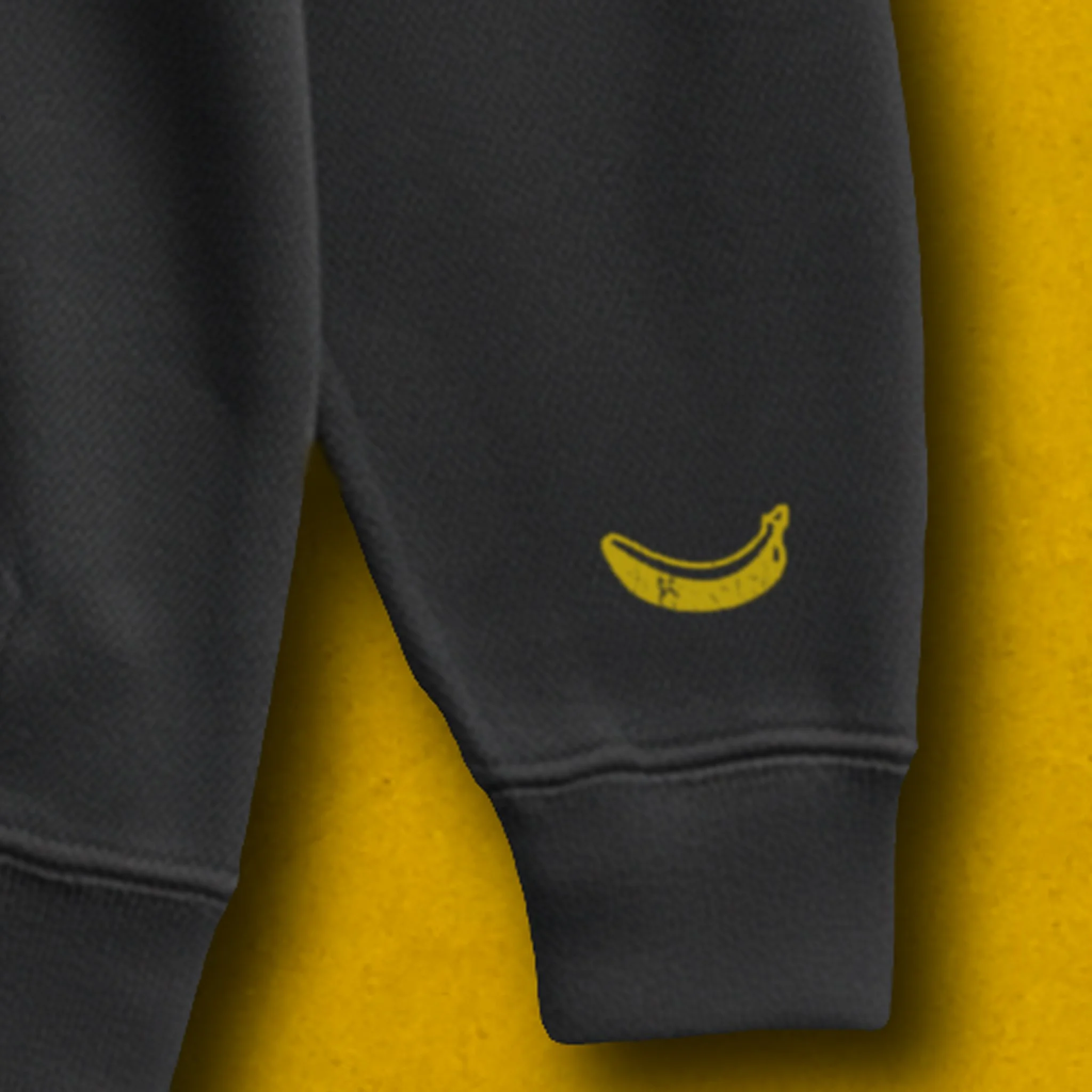 youthhoodie_black_banana_01.jpg