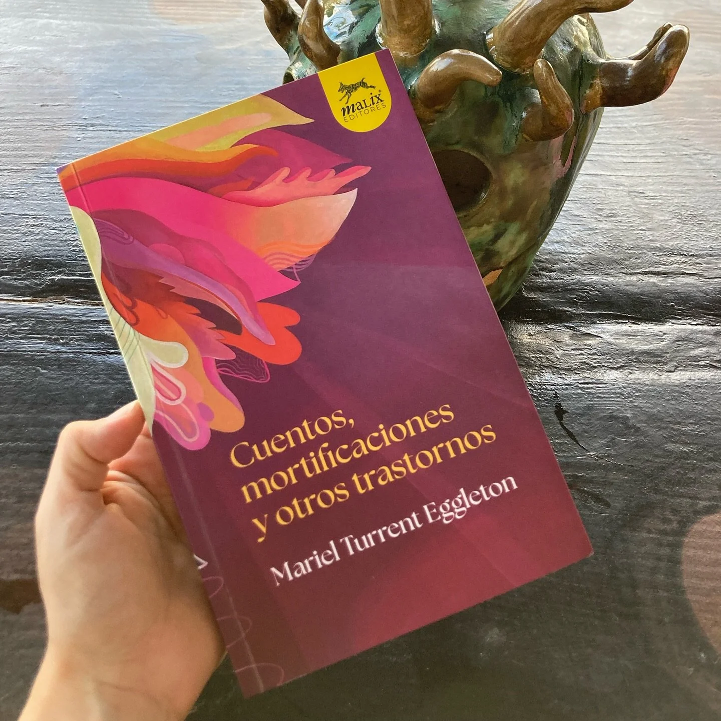 Como si todo fuese planeado, tan s&oacute;lo las querencias de hacer una colaboraci&oacute;n, y todav&iacute;a lo que falta 🙌 esta vez ya se concret&oacute; siendo parte de una compilaci&oacute;n de cuentos de @marielturrenteggleton a quien admiro, 