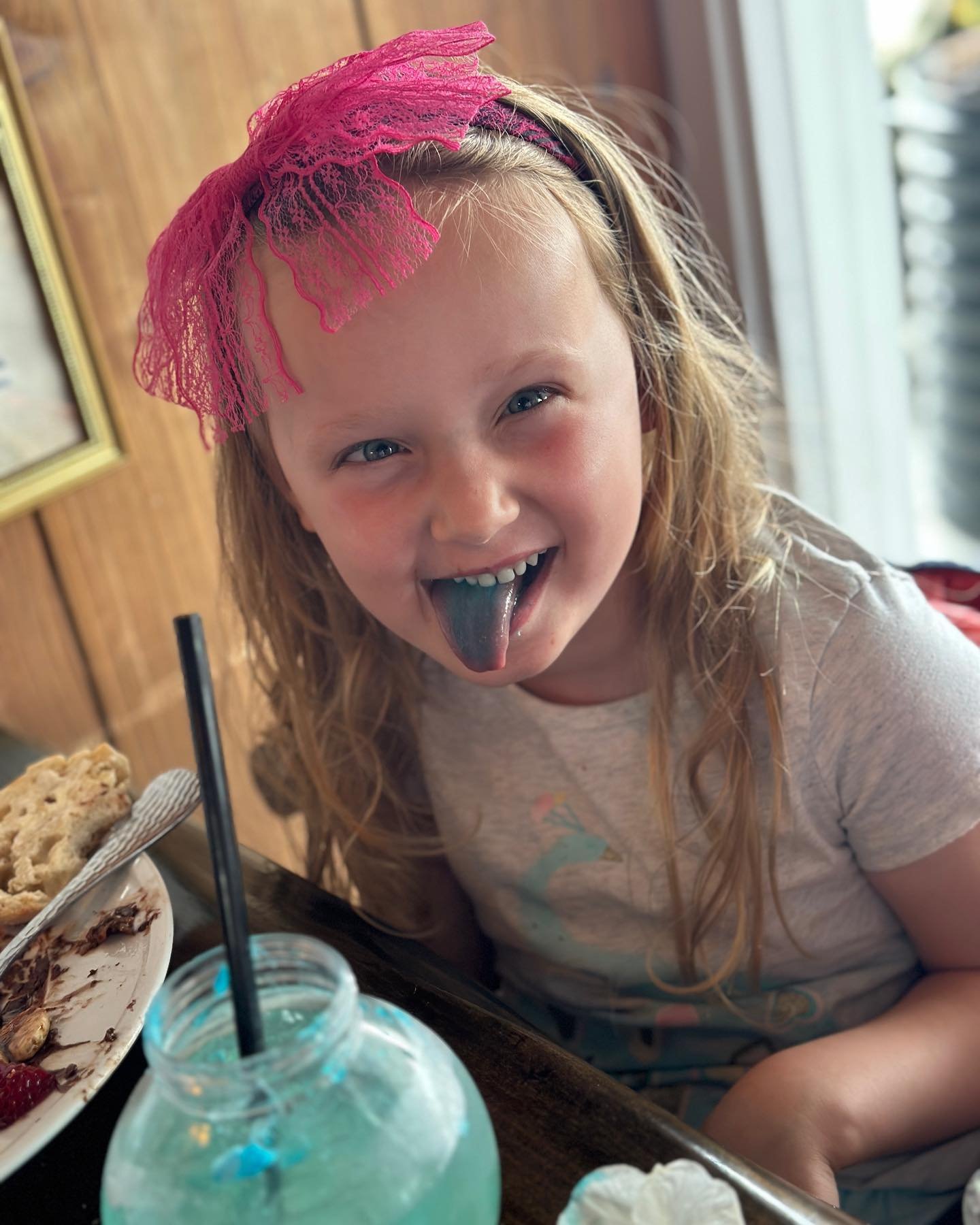 Happy Mothers Day from all the crazy kids! This crazy-eyed little minnow is enjoying a Ketch Kids Kocktail filled with cotton candy kelp and gummy sharks. 🦈

#halfmoonbay #ketch #mothersdays #sharks