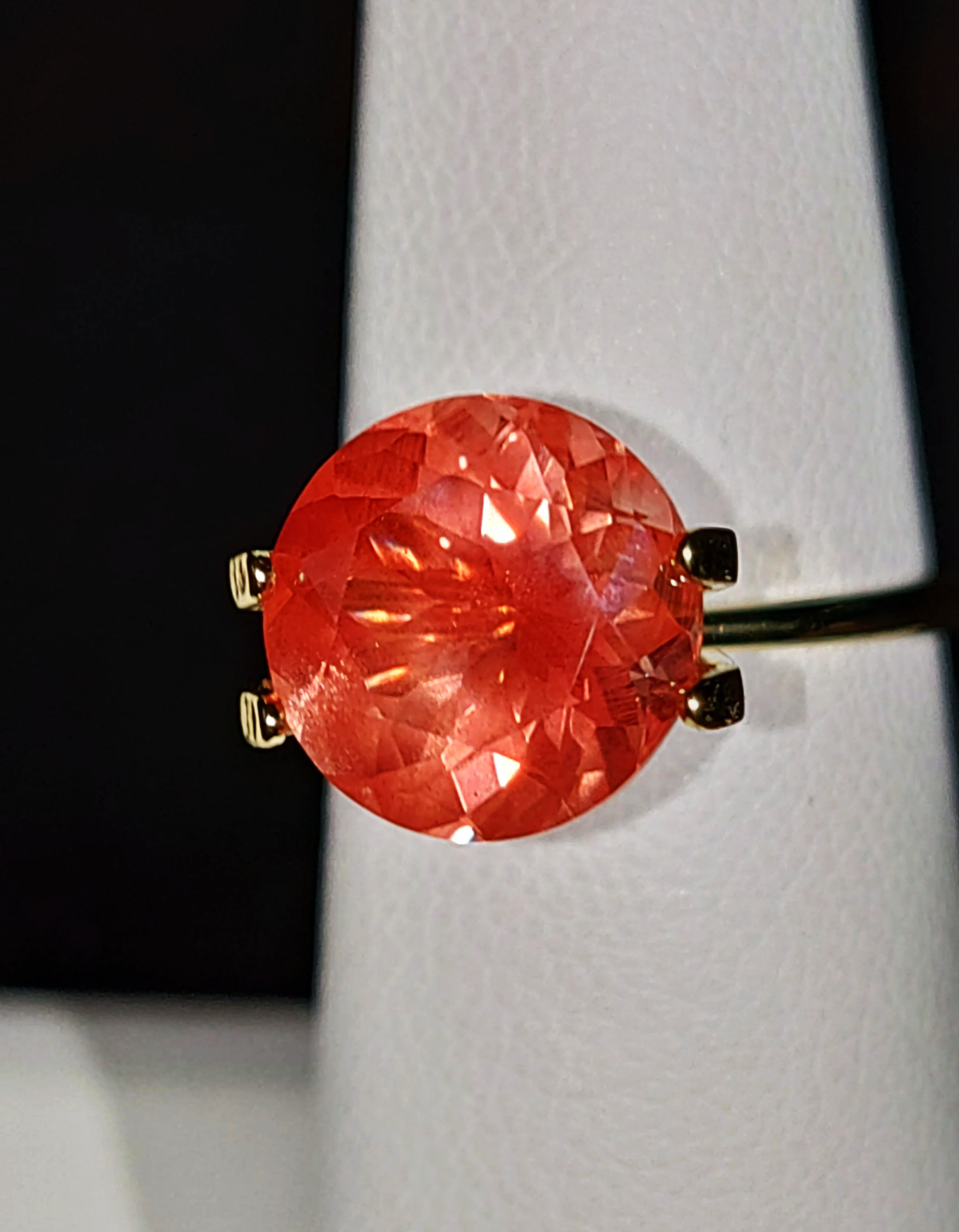 Genuine Oregon Sunstone 3.50ct from TheCoveAtFoxHollow.com