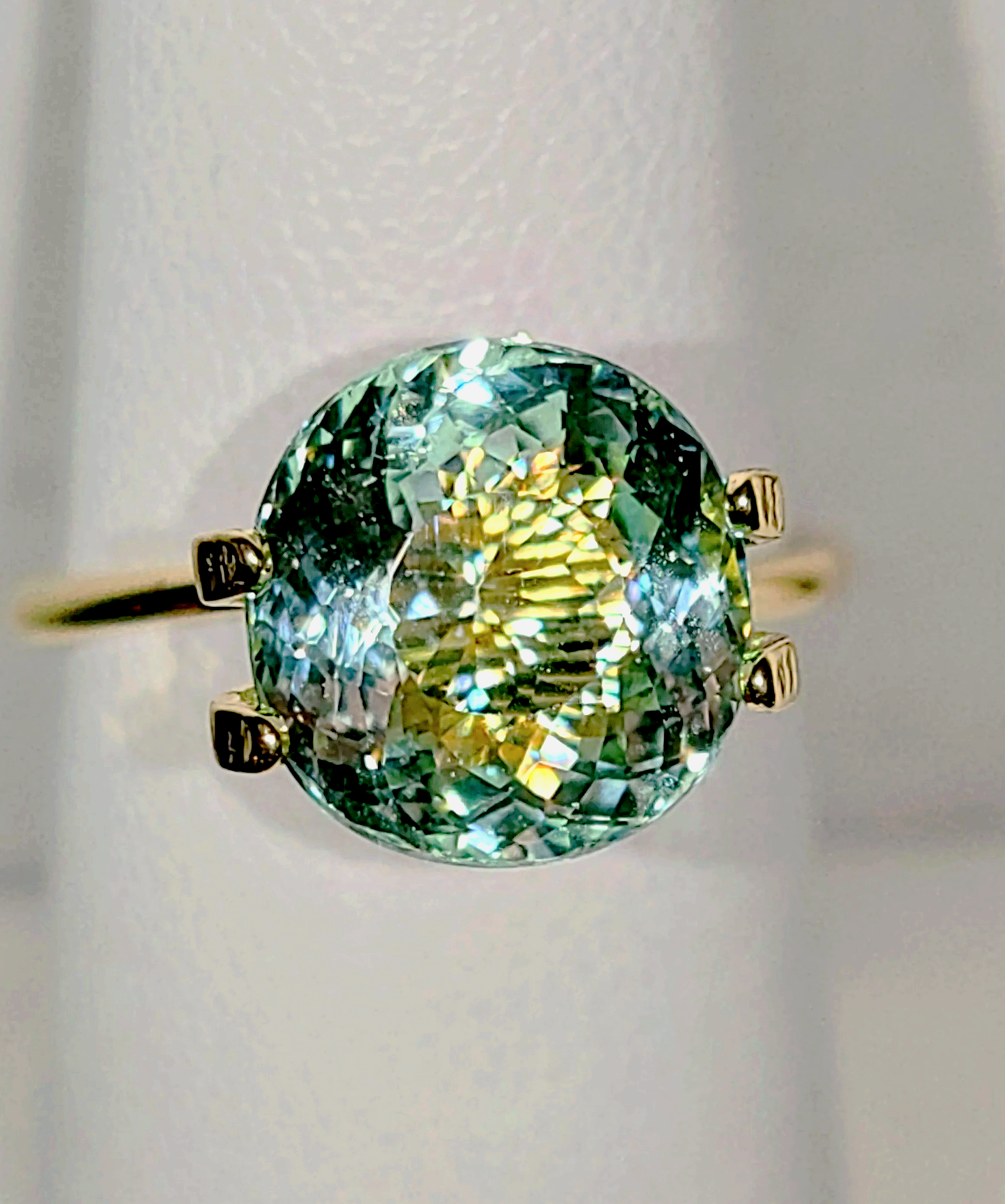 GIA Certified Neon Seafoam Titanium Tourmaline 3.81ct
