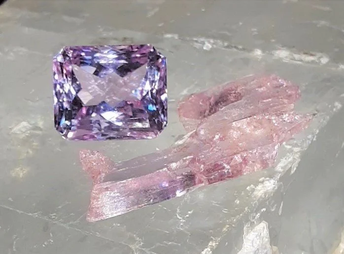 Genuine Kunzite 27.33ct from thecoveatfoxhollow.com