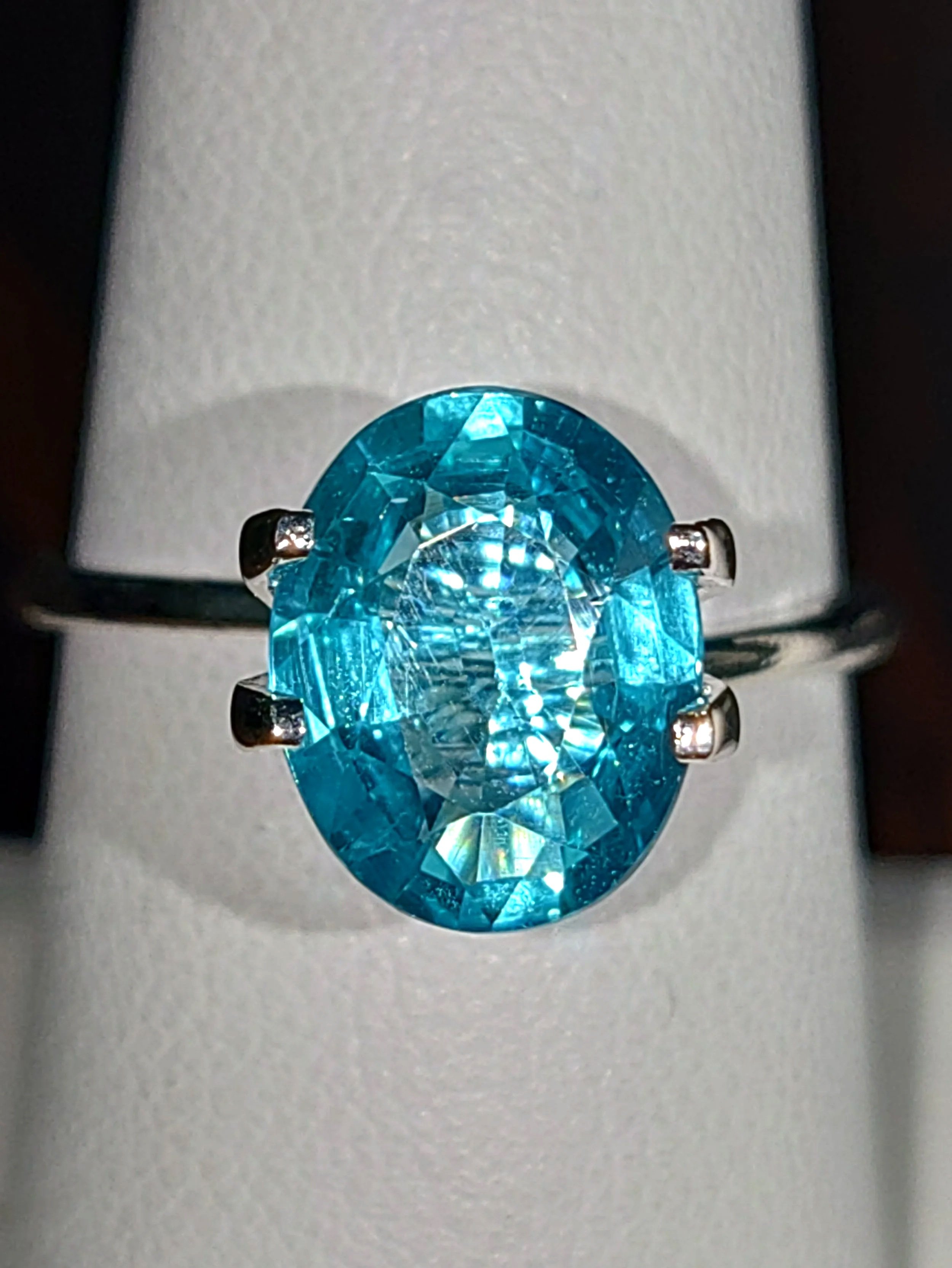 Genuine Apatite 2.85ct from TheCoveAtFoxHollow.com