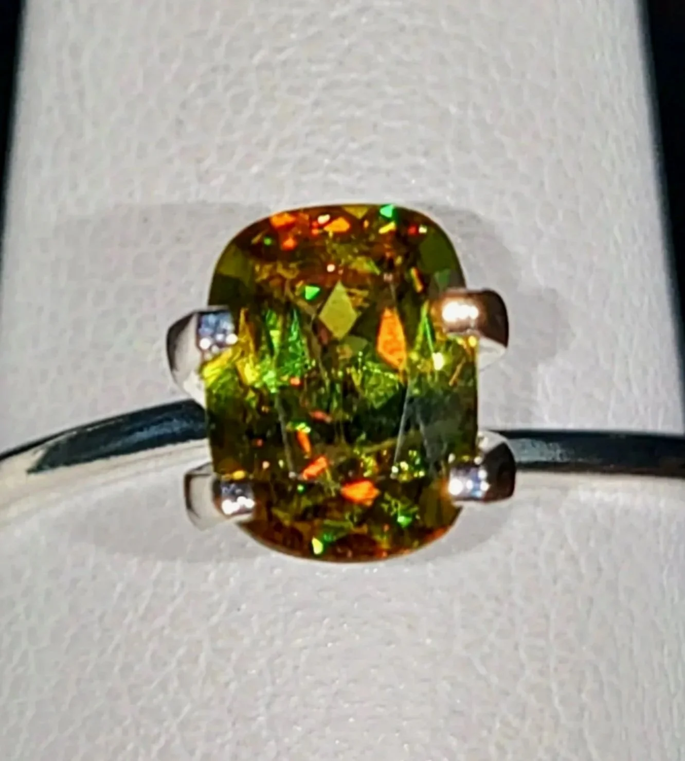 Genuine Color Change Sphene 1.47ct from TheCoveAtFoxHollow.com