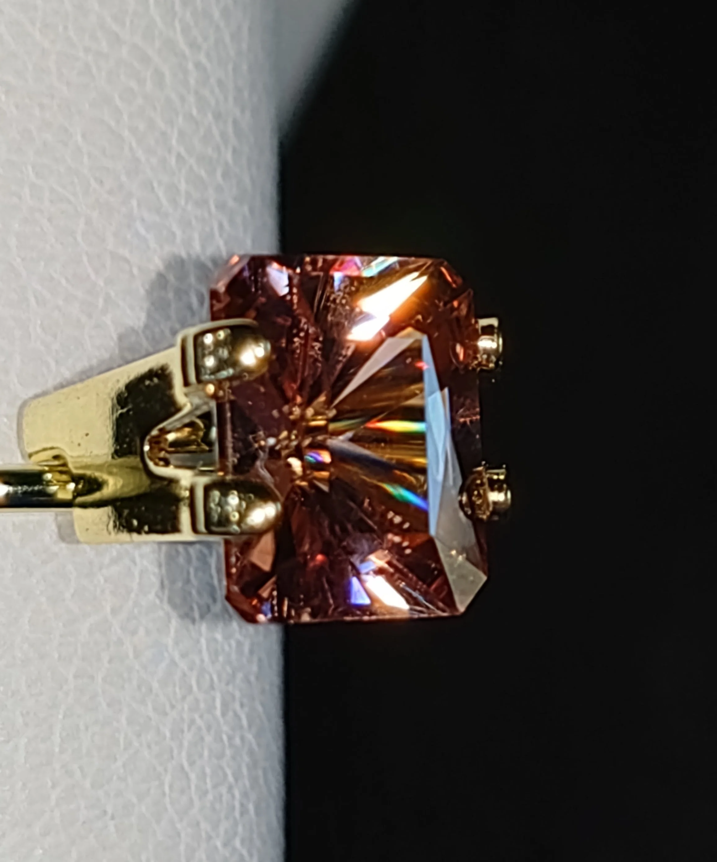 Imperial Color Change Apatite 2.45ct