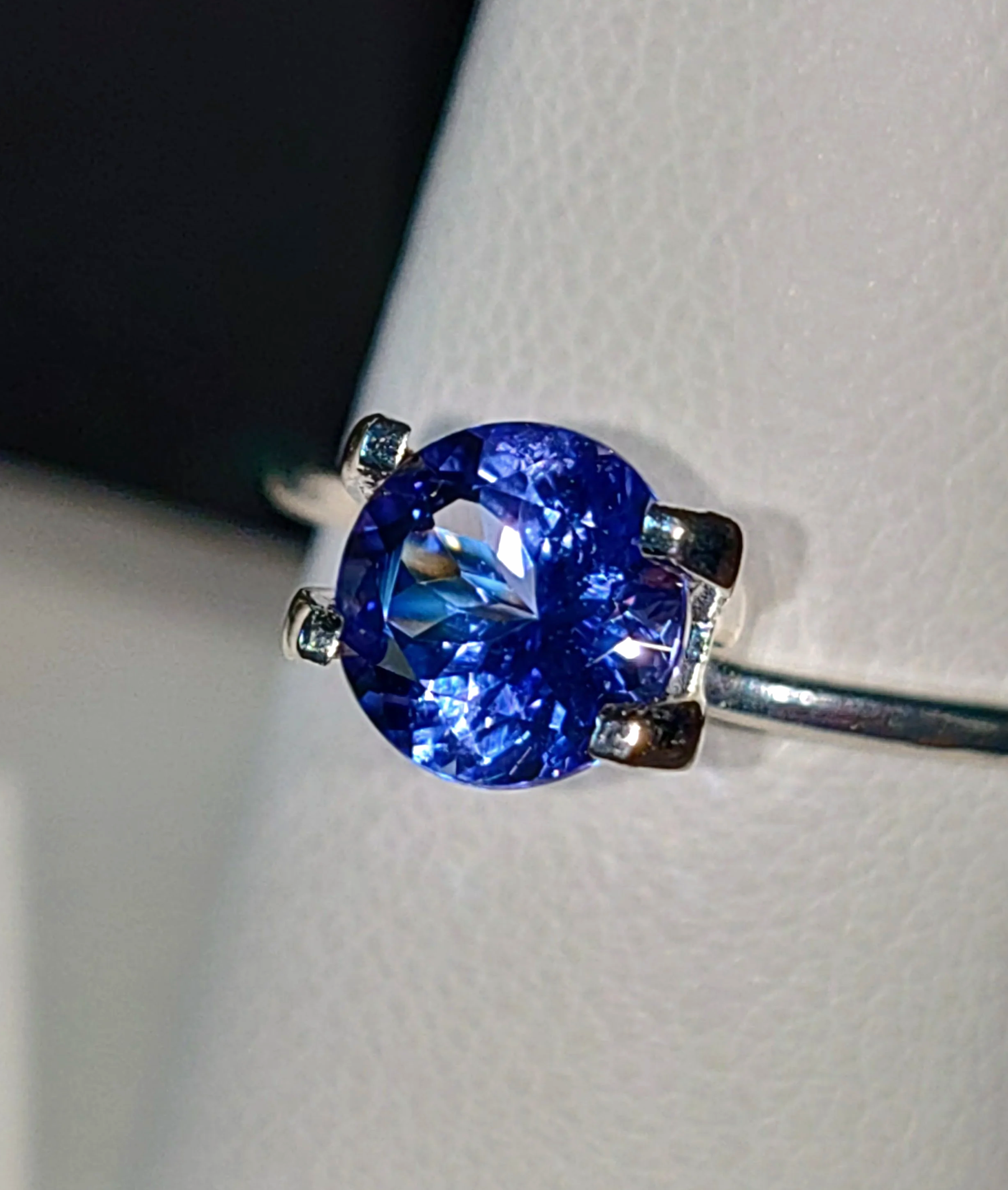 1.29ct%2BTanzanite%2B%25289%2529.png