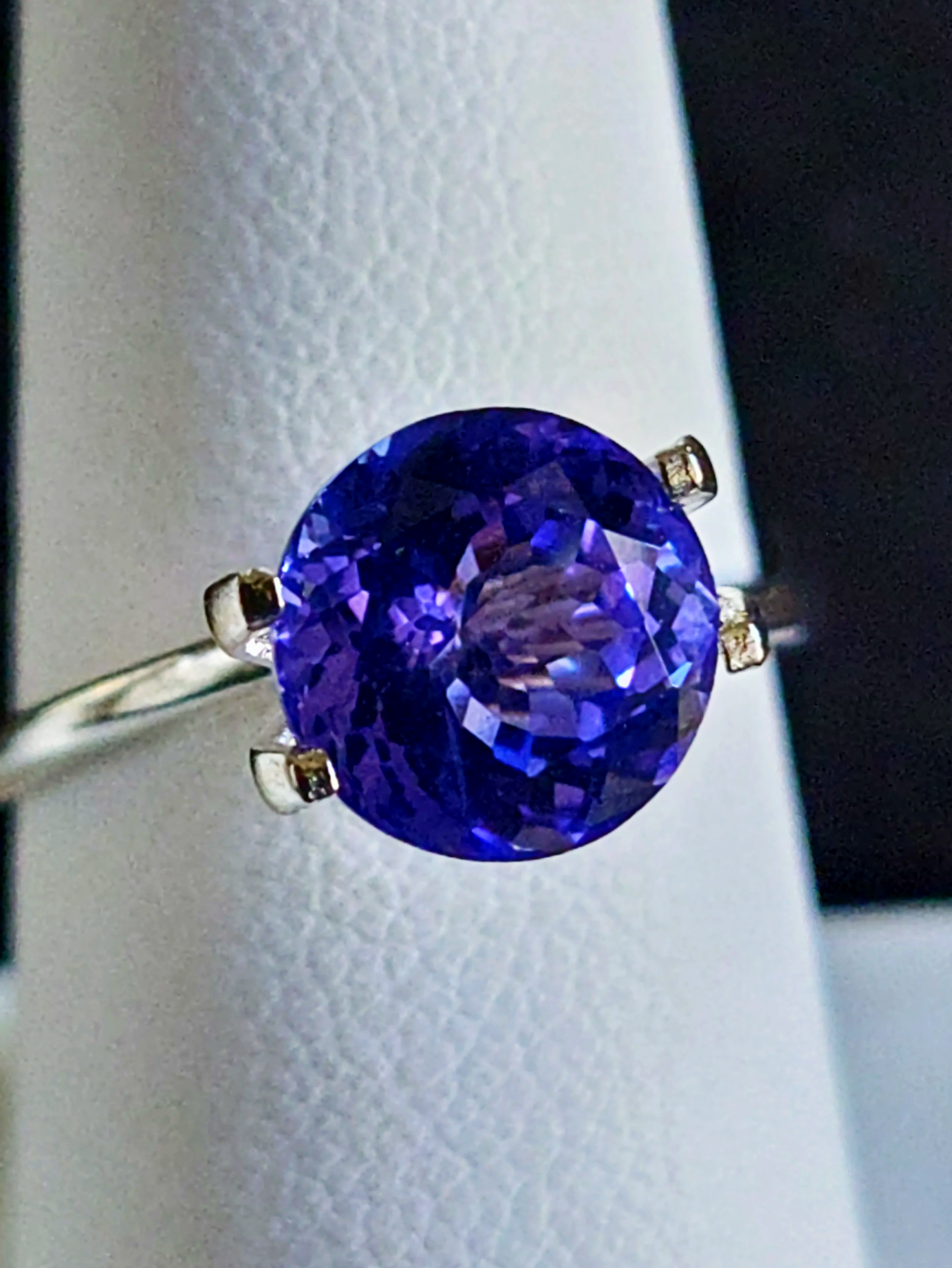 Genuine AAAA Tanzanite 3.24ct from TheCoveAtFoxHollow.com