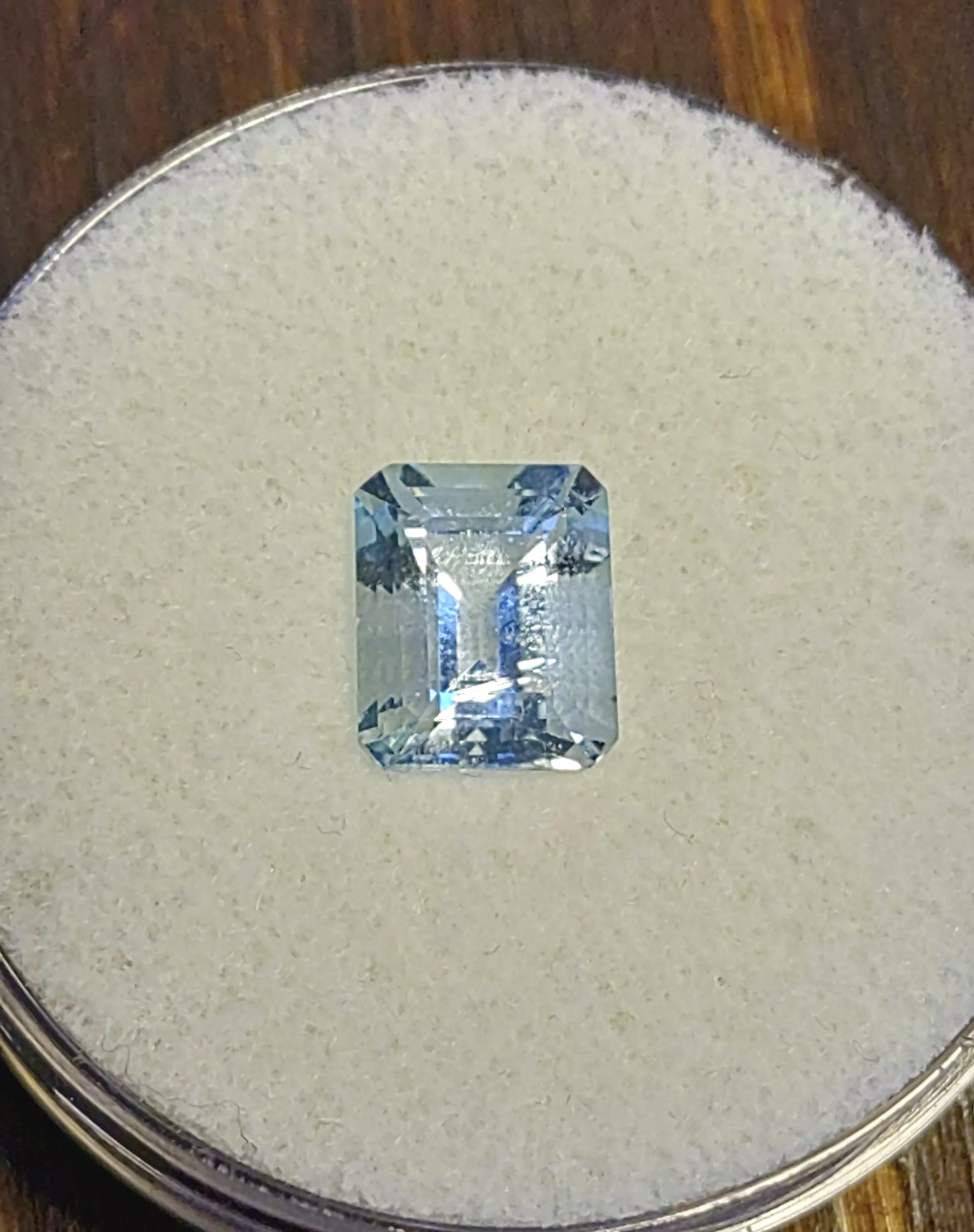 Genuine Unheated Aquamarine 4.07ct from TheCoveAtFoxHollow.com
