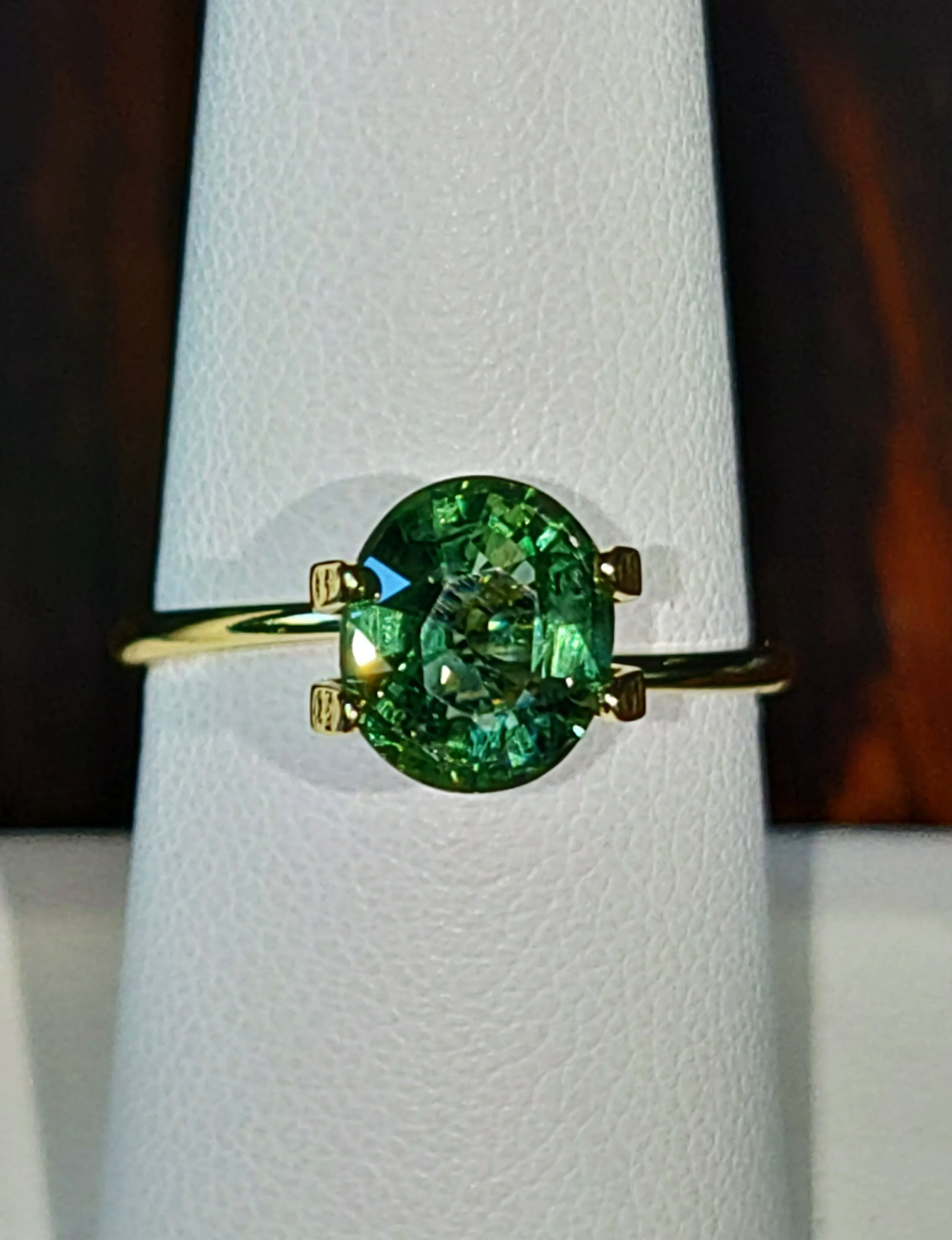 Genuine Unheated Green Apatite 1.70ct from TheCoveAtFoxHollow.com