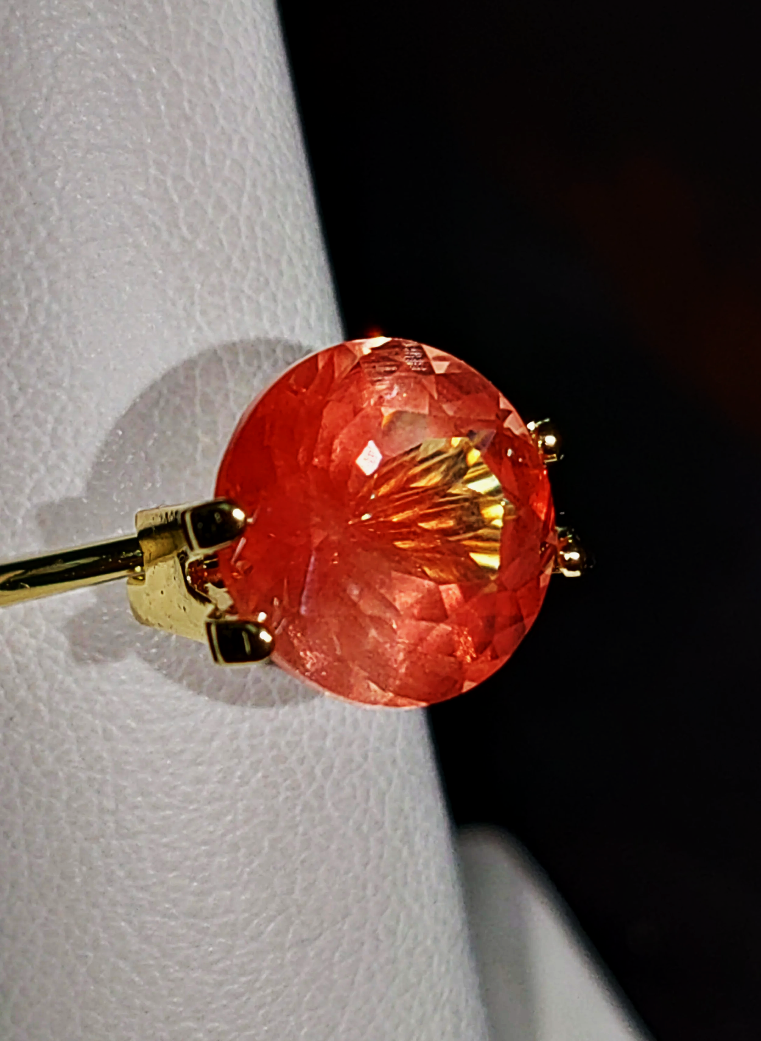 Oregon Sunstone Cut by Ben Kho 3.50ct