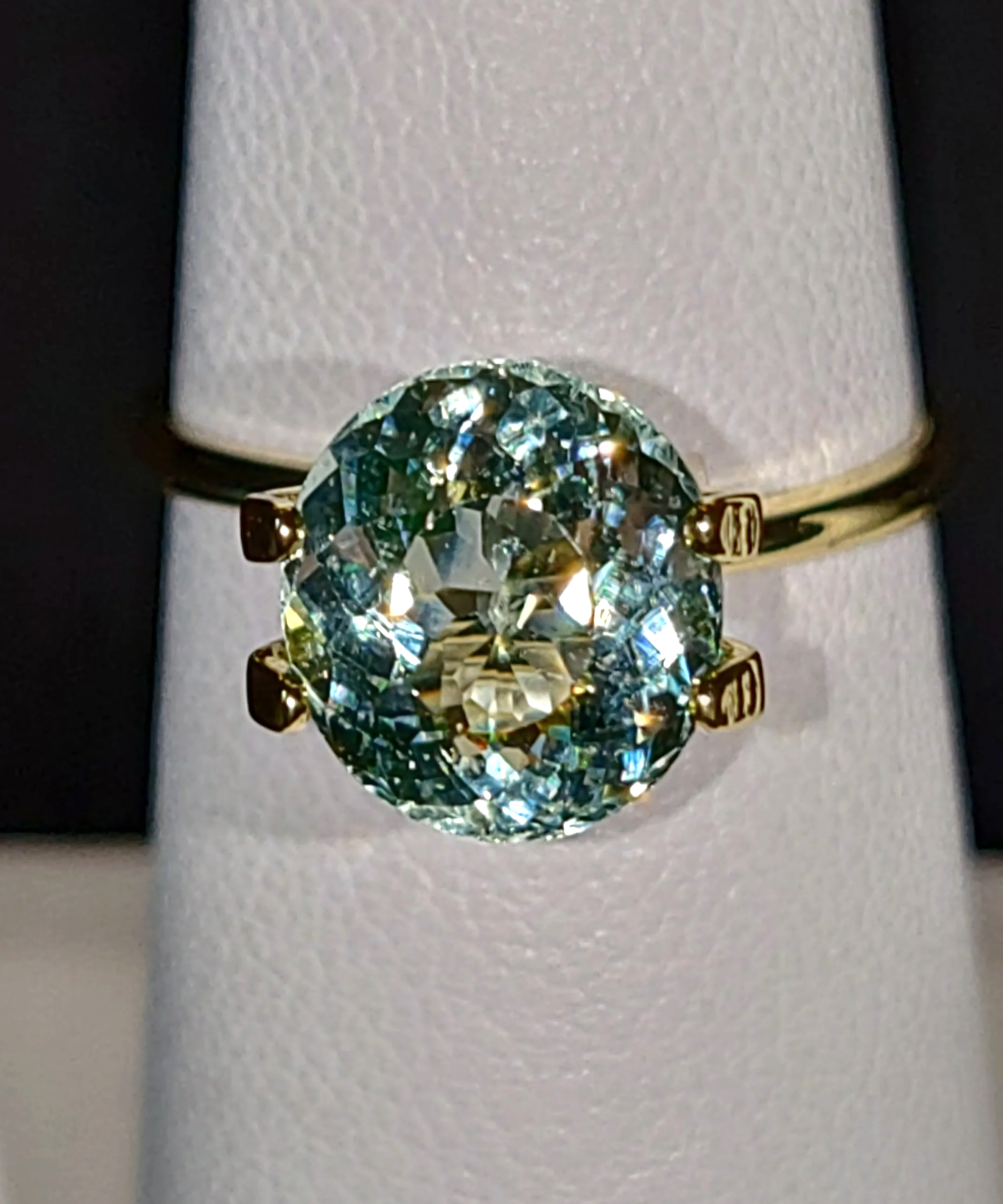 Neon Seafoam Titanium Tourmaline 2.60ct