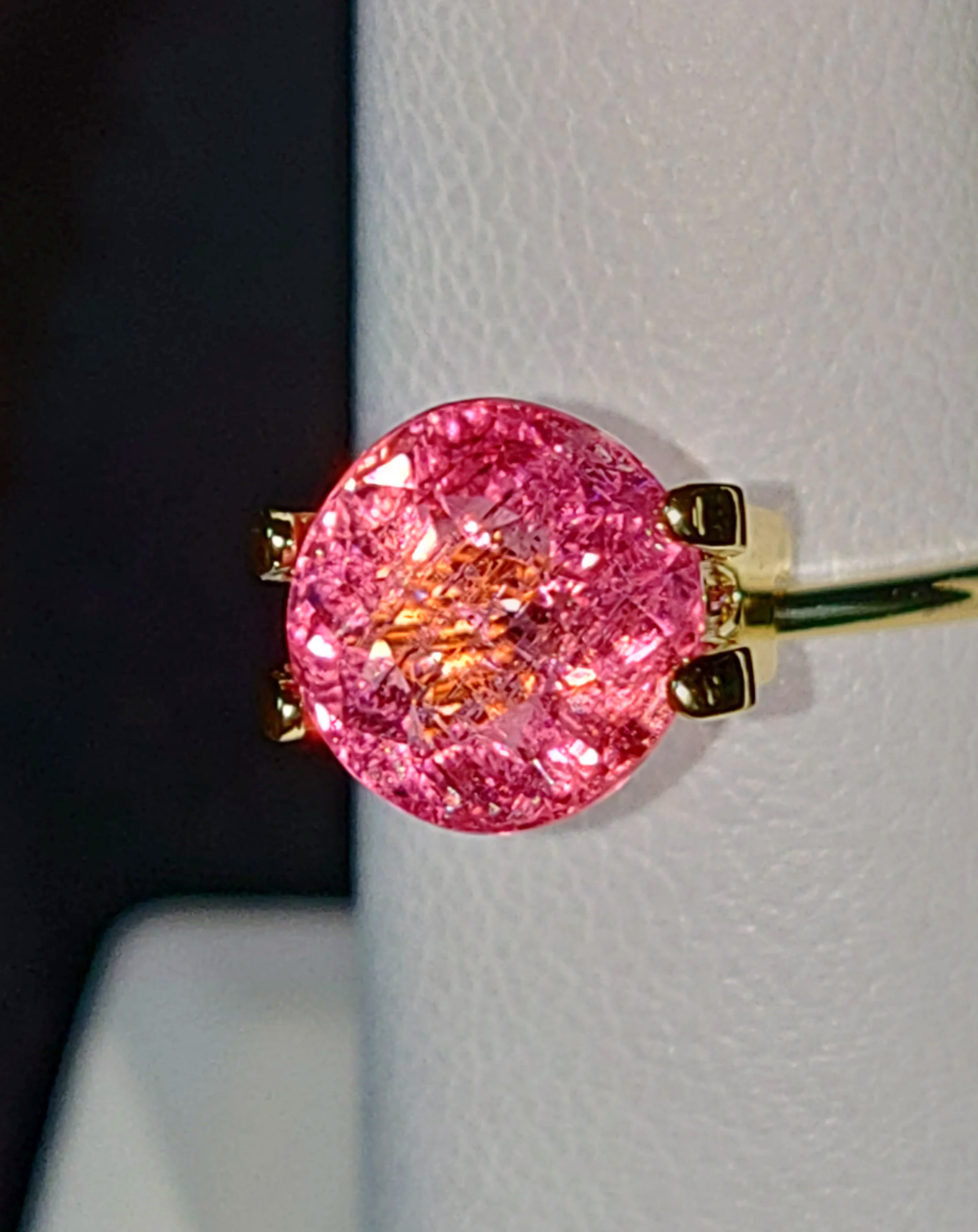 Neon Fuchsia Titanium Tourmaline 2.53ct