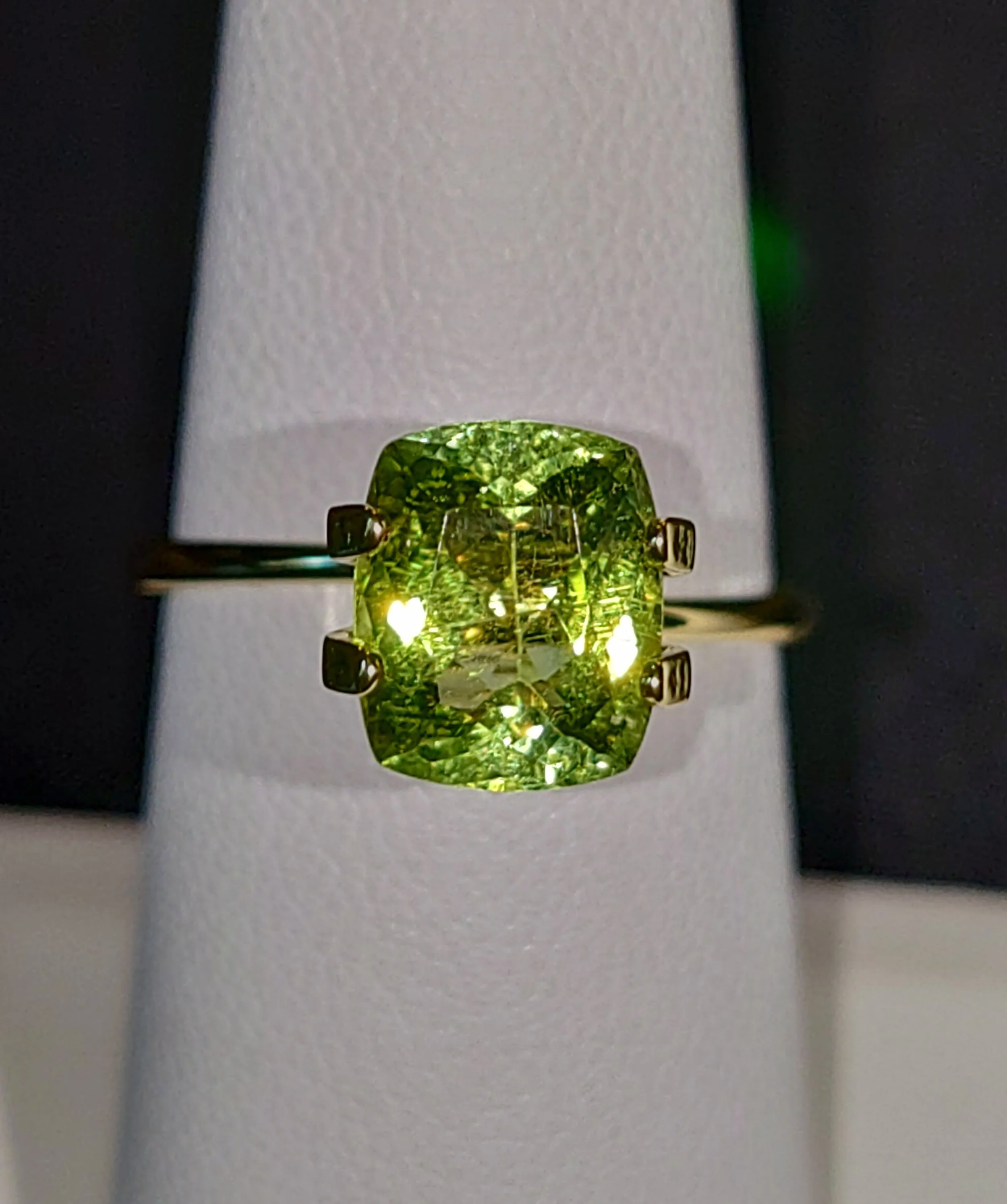 Neon Green Titanium Tourmaline 2.13ct