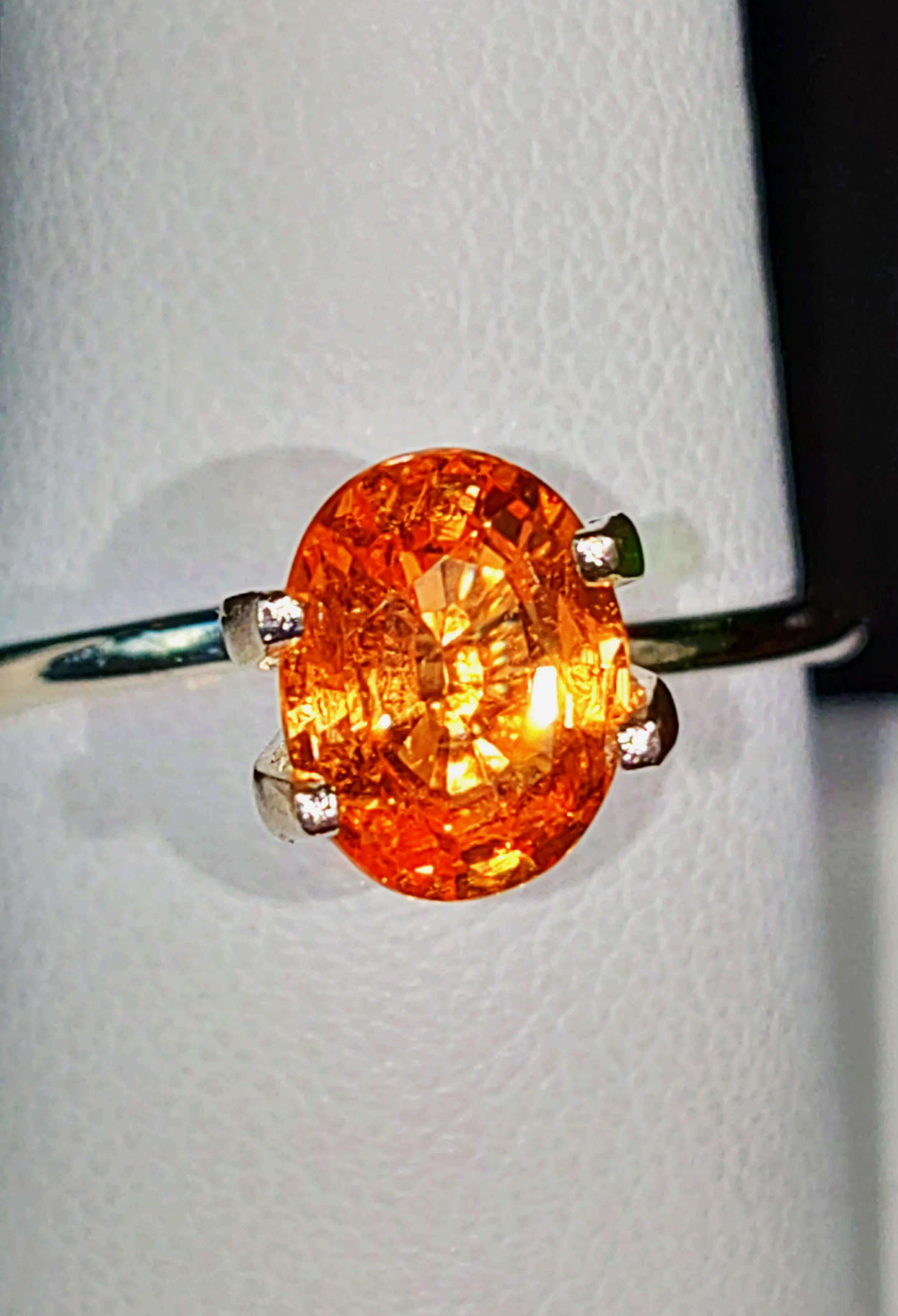 Mandarin Garnet 1.98ct
