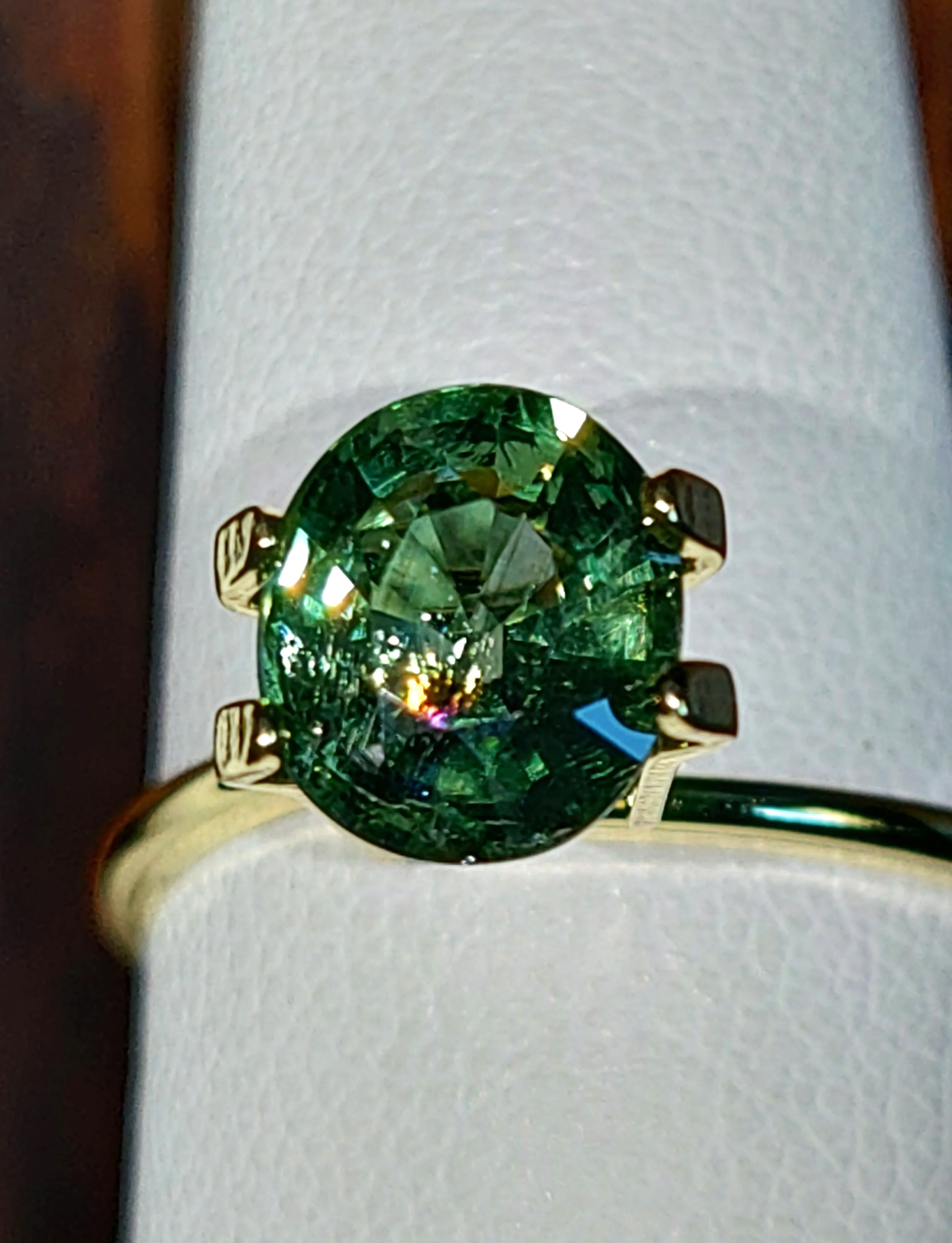 Genuine Unheated Green Apatite 1.70ct from TheCoveAtFoxHollow.com