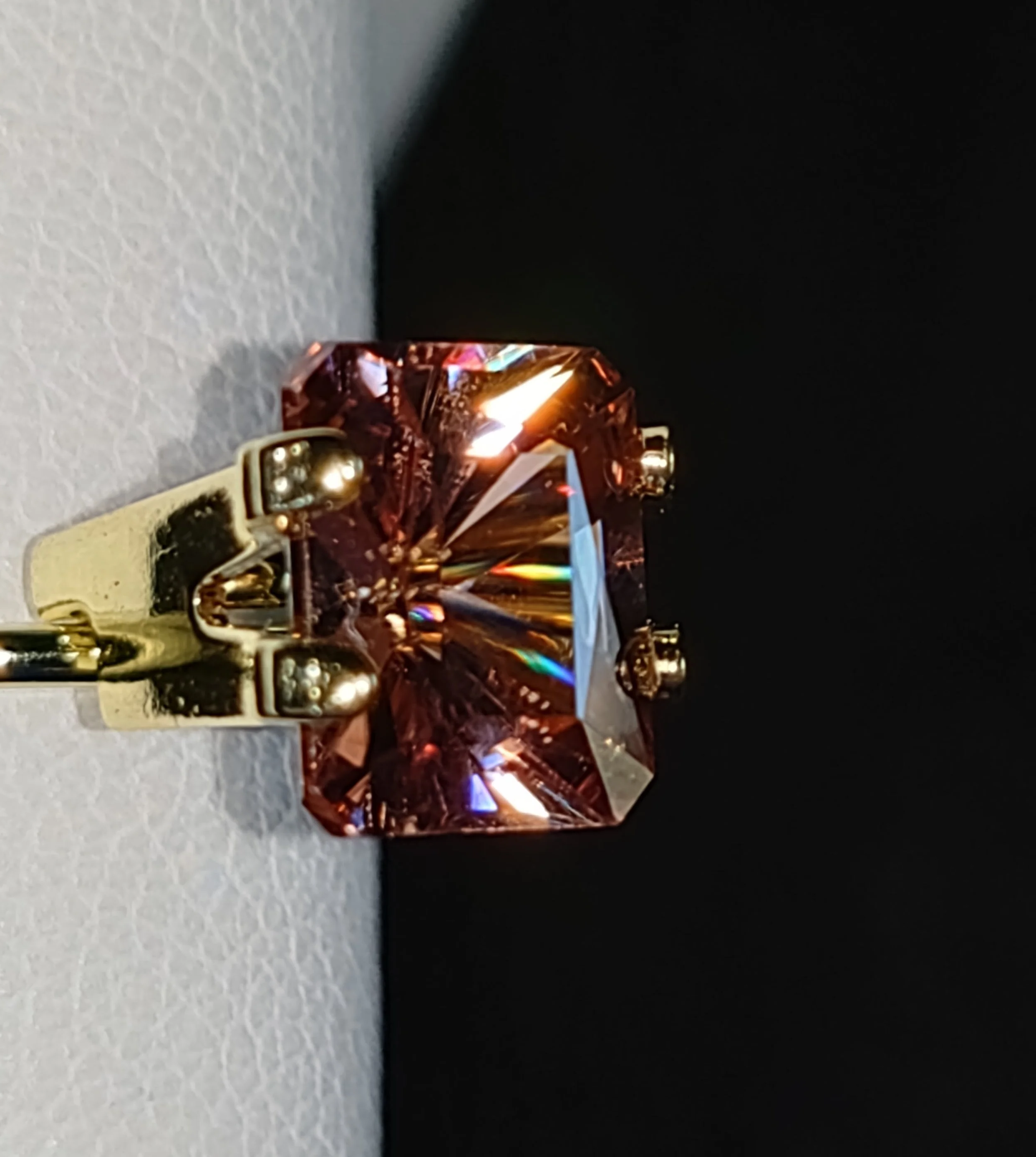 Genuine Imperial Color Change Apatite 2.45ct from TheCoveAtFoxHollow.com