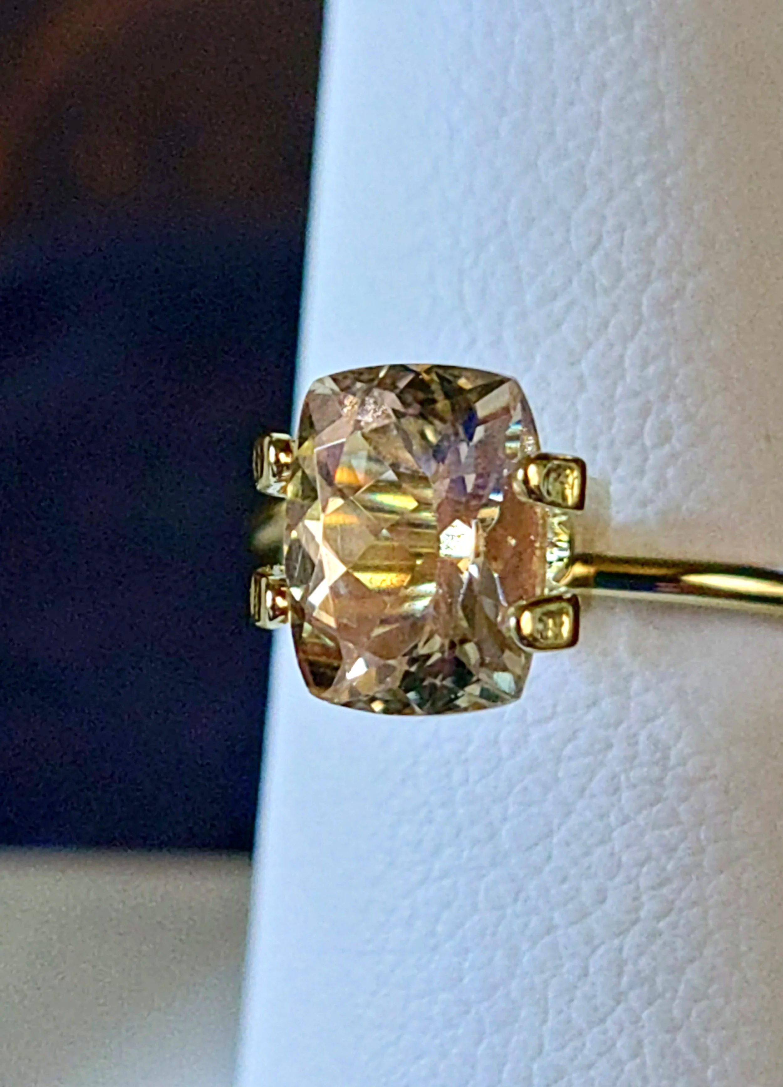 Genuine Oregon Sunstone 1.58ct from TheCoveAtFoxHollow.com