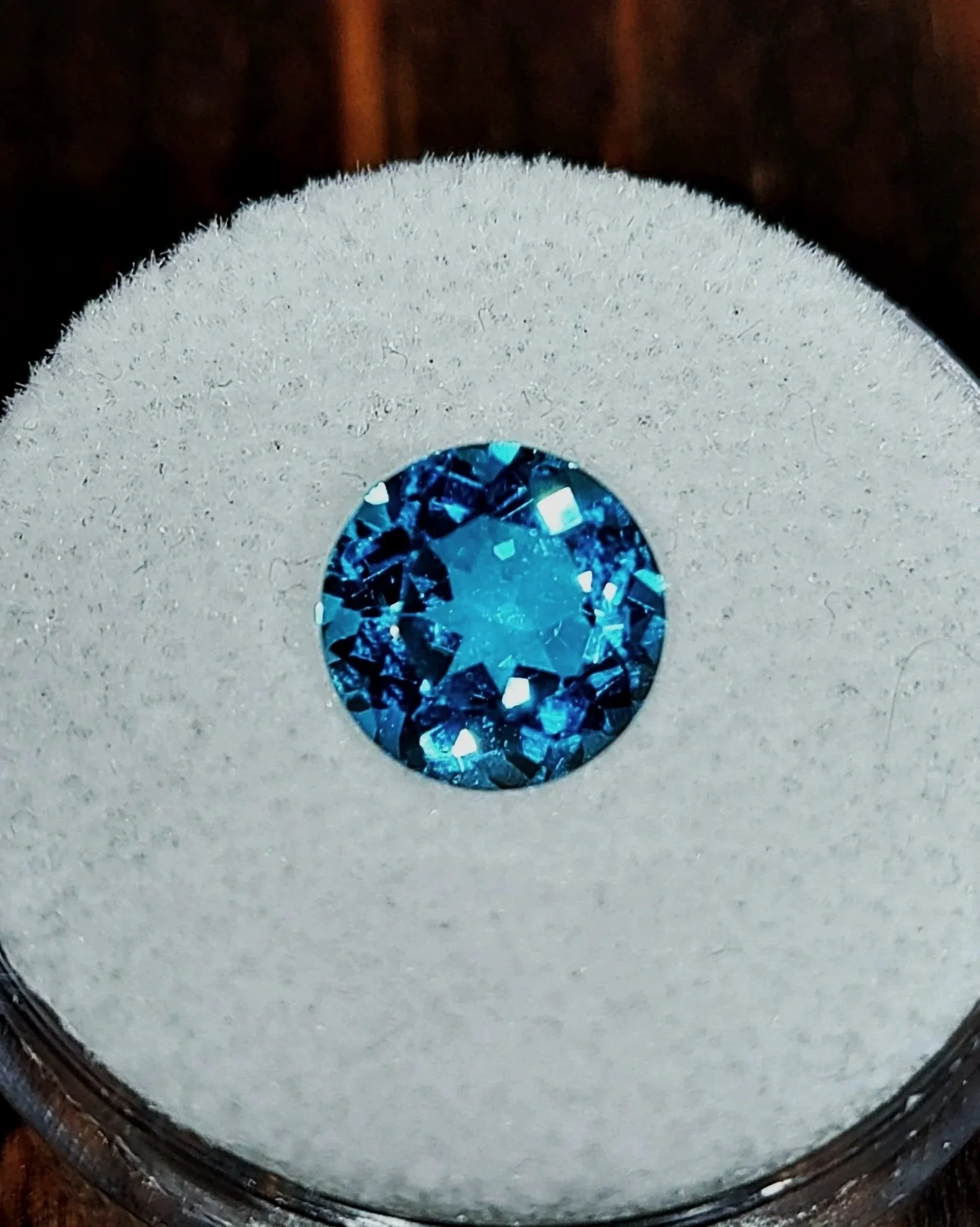London Blue Topaz 2.60ct