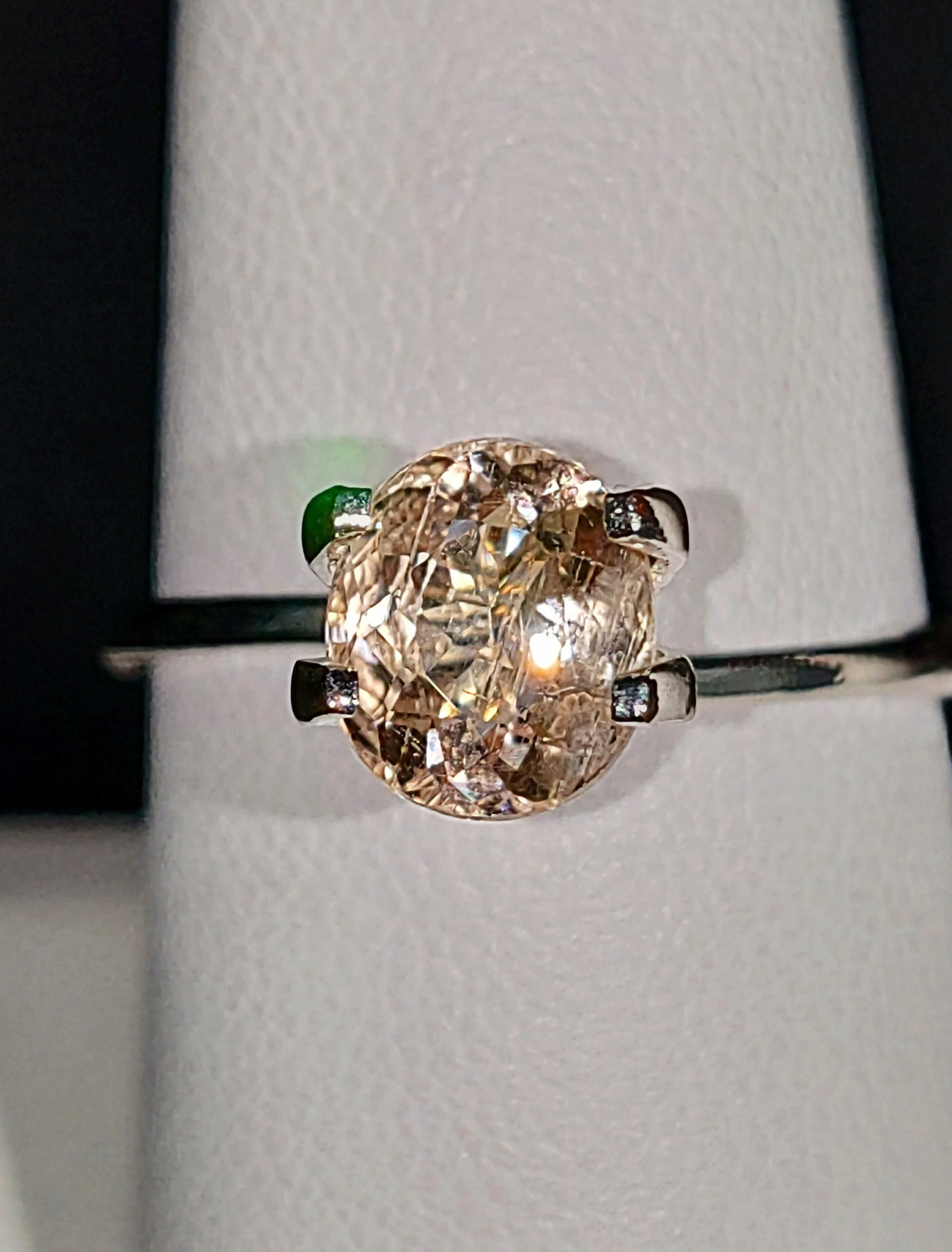 Neon Golden Titanium Tourmaline 1.41ct